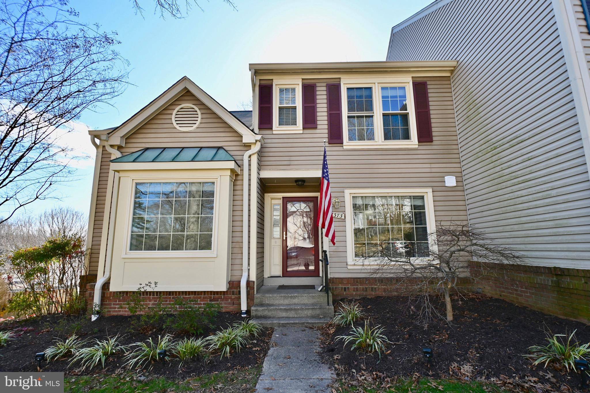 Springfield, VA 22153,7373 HIDDEN KNOLLS CT