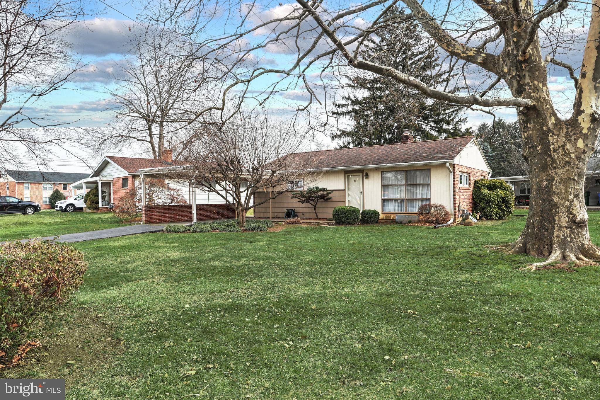 York, PA 17404,210 GWEN DR