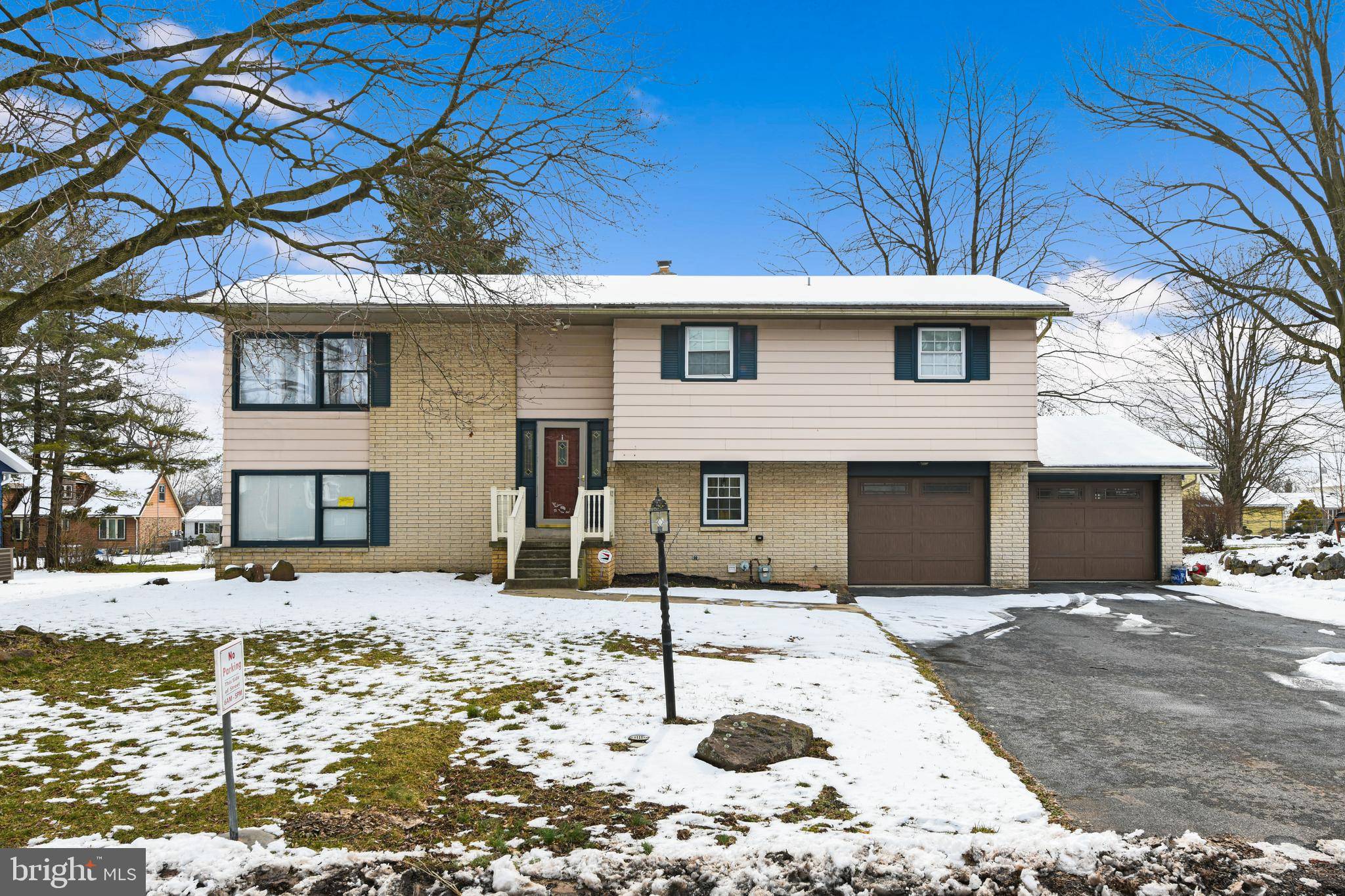 Denver, PA 17517,10 JAMES DR