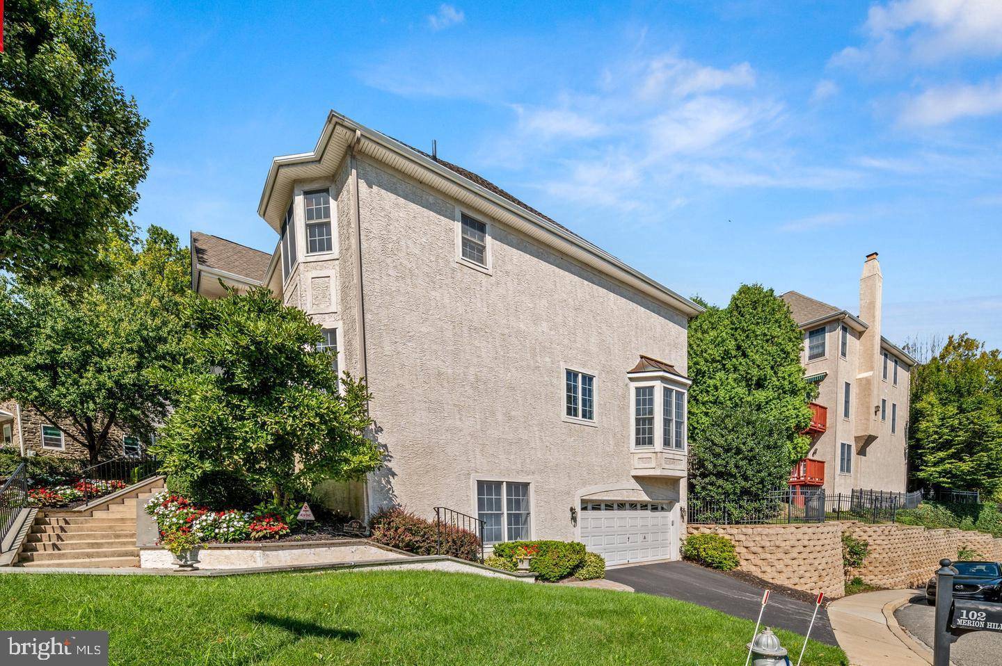 Conshohocken, PA 19428,102 MERION HILL LN