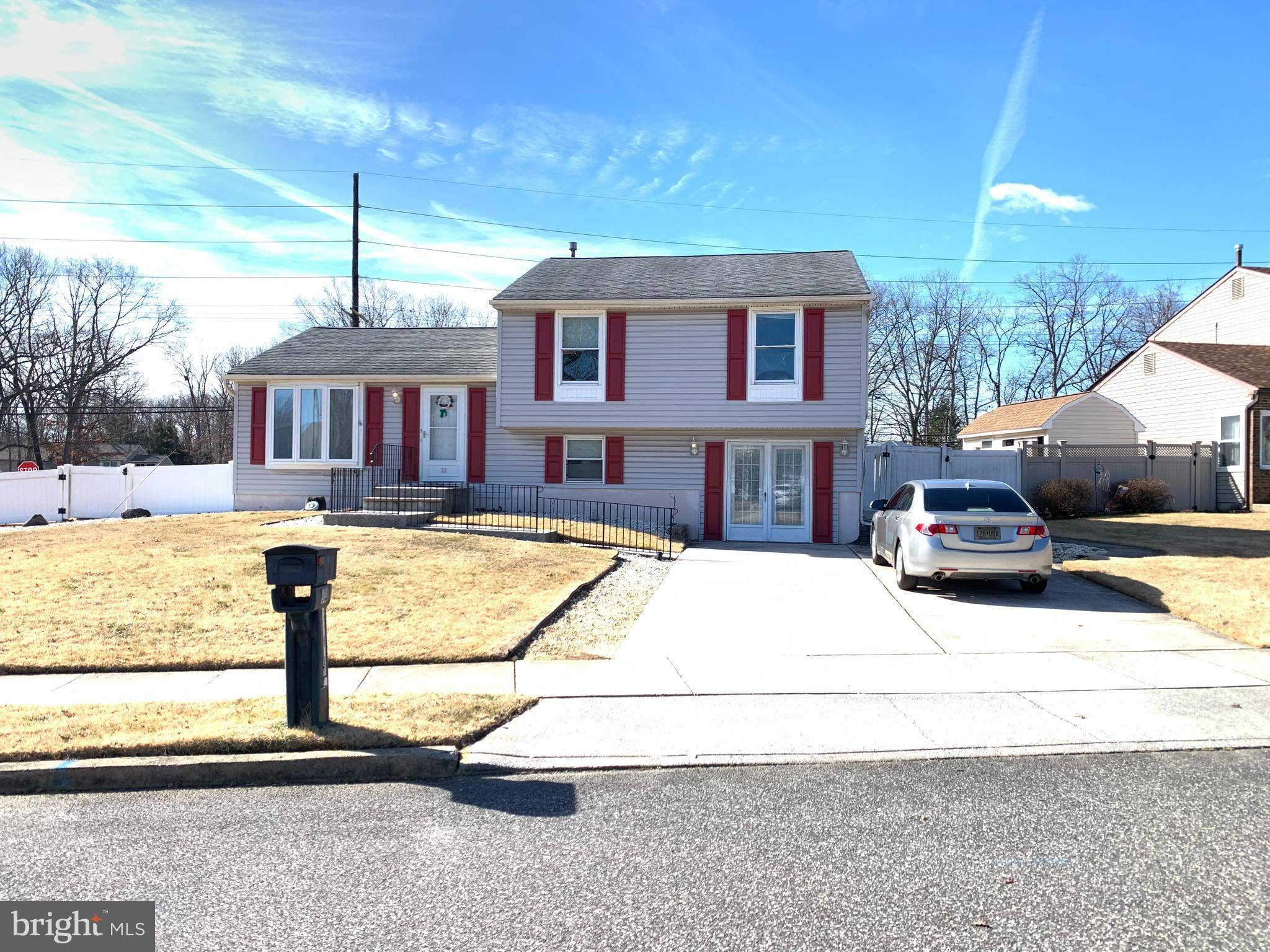 Sewell, NJ 08080,33 JUPITER DR