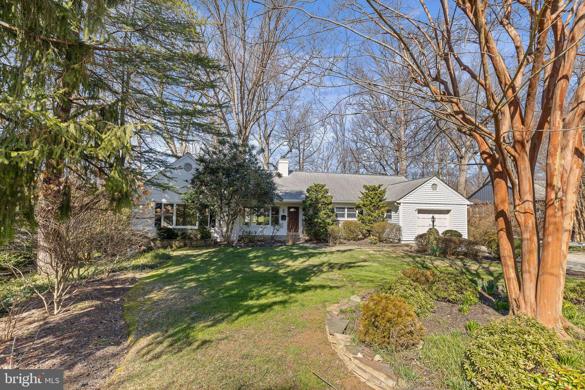 Falls Church, VA 22044,3166 JUNIPER LN