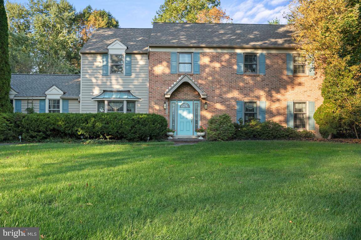 Blue Bell, PA 19422,901 CROSS LN