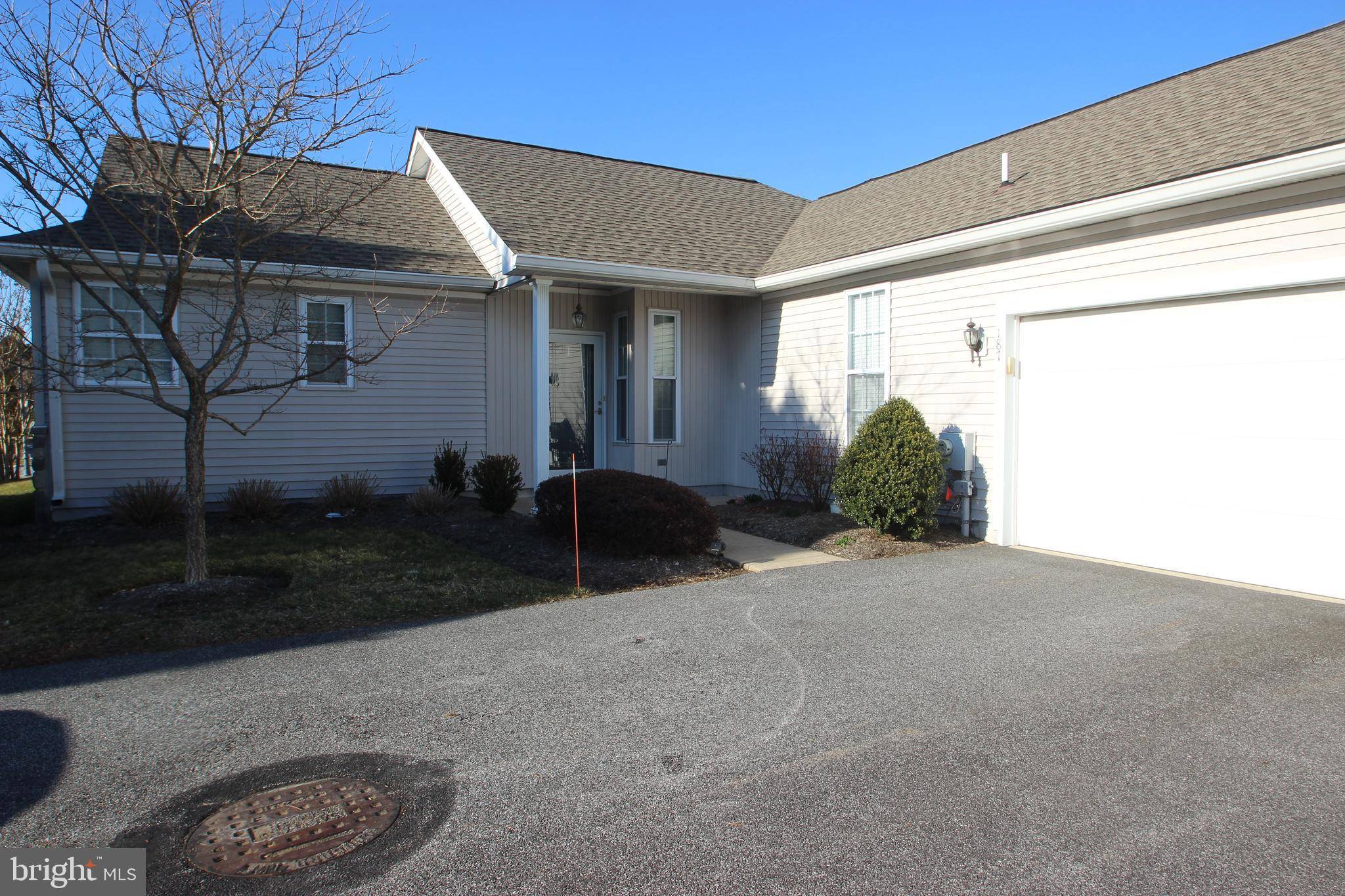 Glen Mills, PA 19342,187 E HUNTING HORN LN