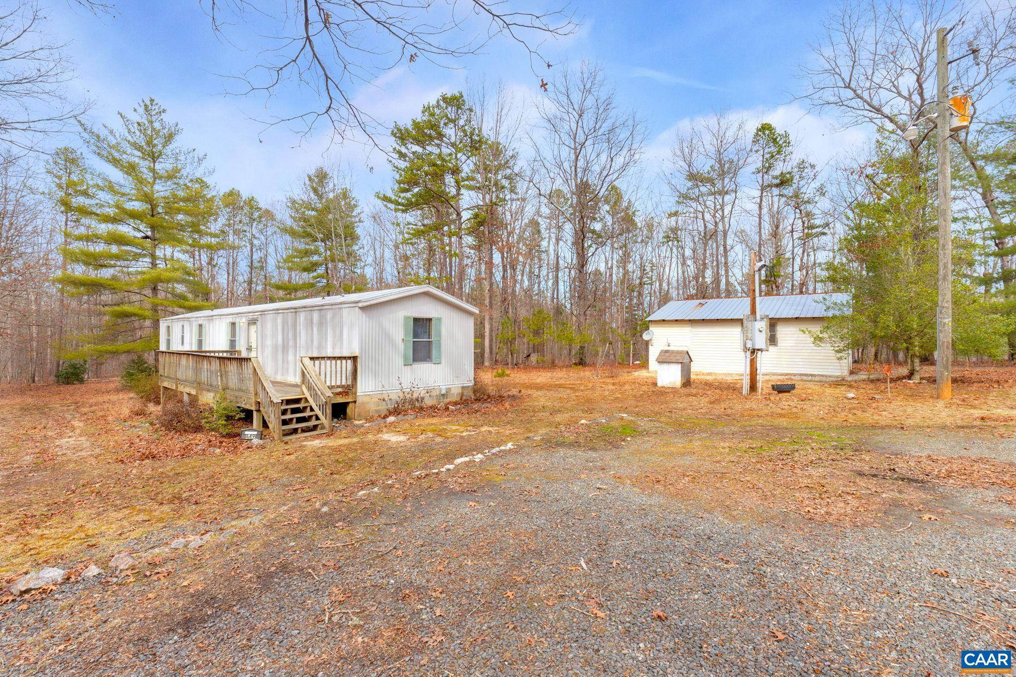 Gordonsville, VA 22942,449 TALL OAKS LN