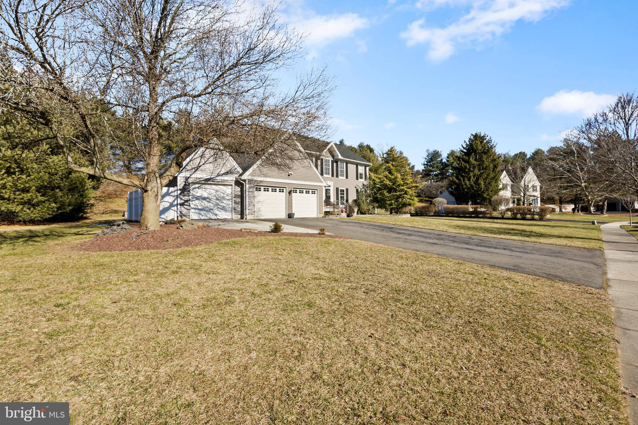 Robbinsville, NJ 08691,37 HAMTON CT E