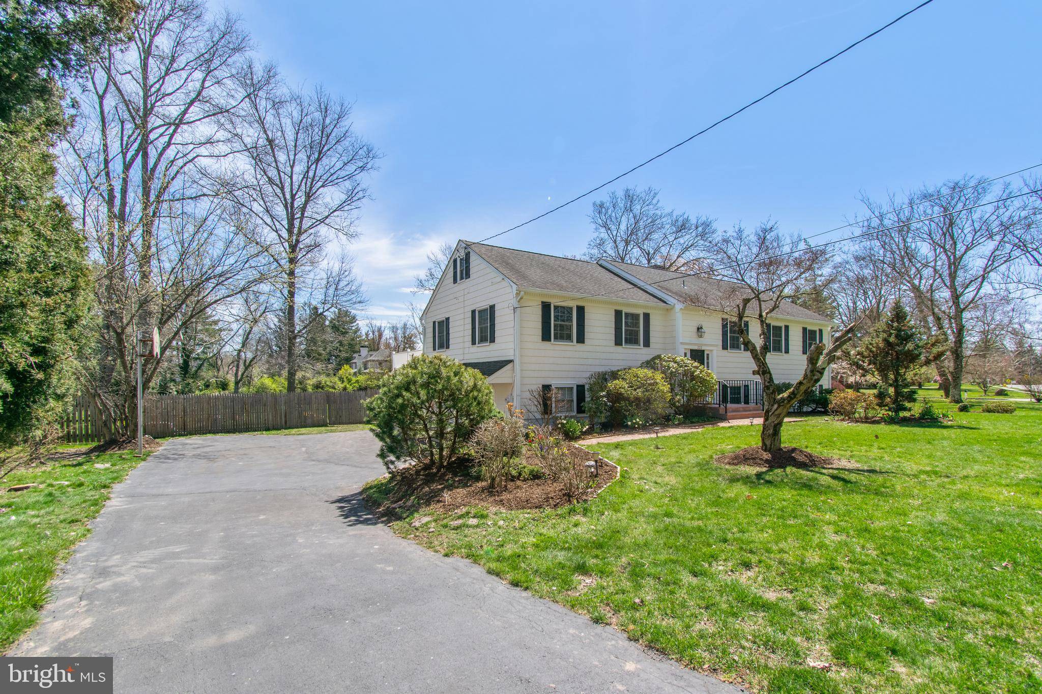 Princeton, NJ 08540,222 SHADY BROOK LN