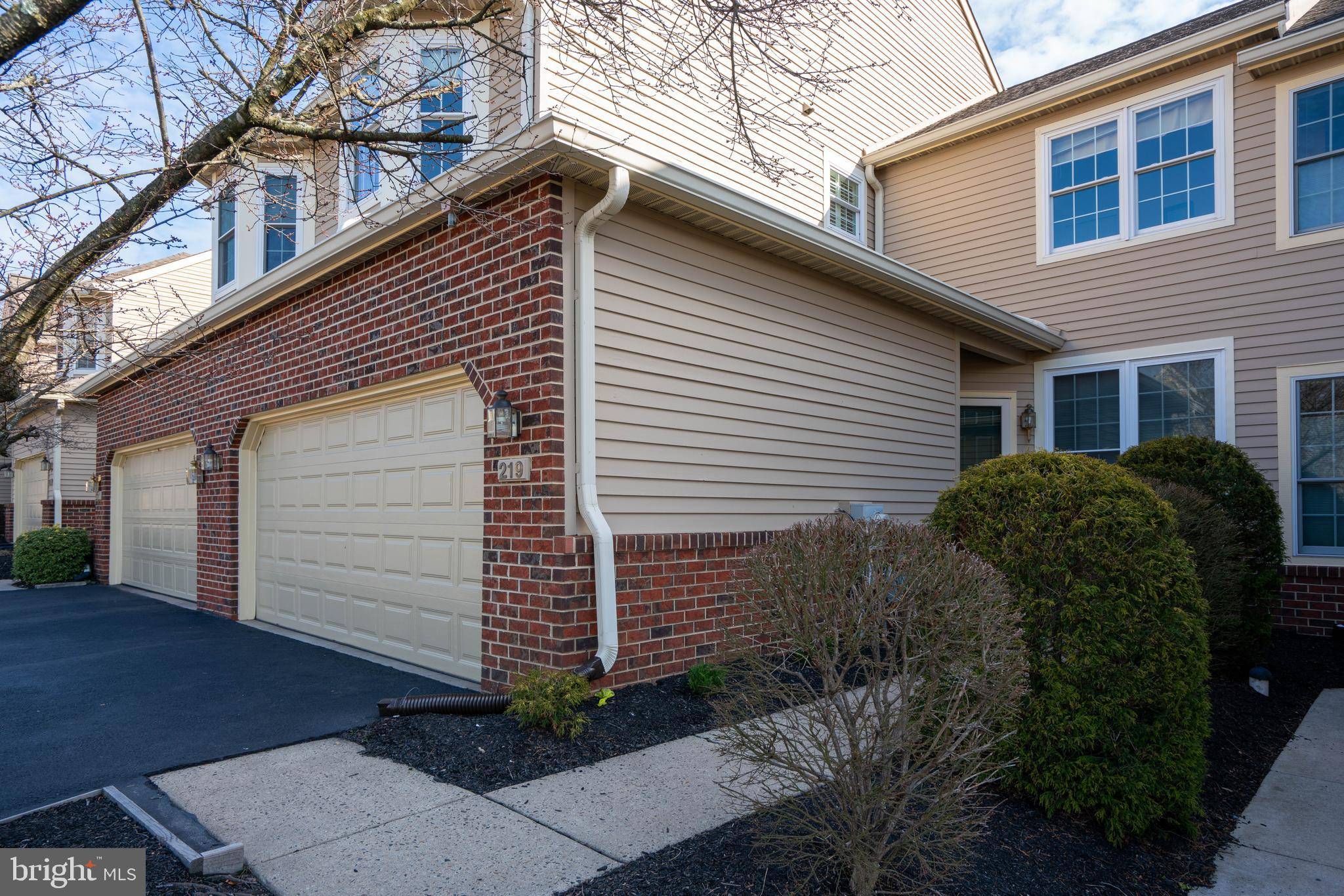 Lansdale, PA 19446,219 PINECREST LN