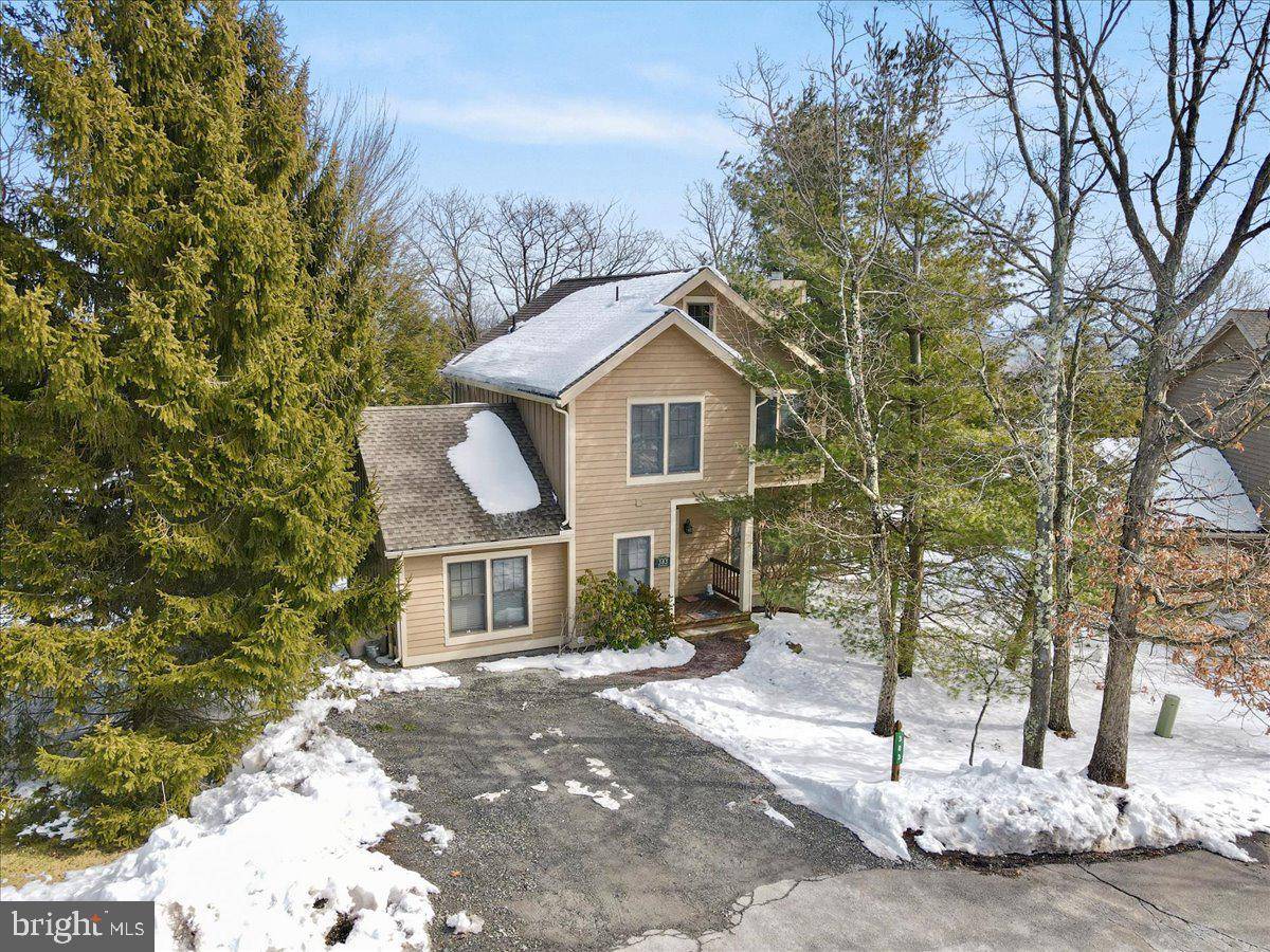 Tannersville, PA 18372,383 ASPEN CT