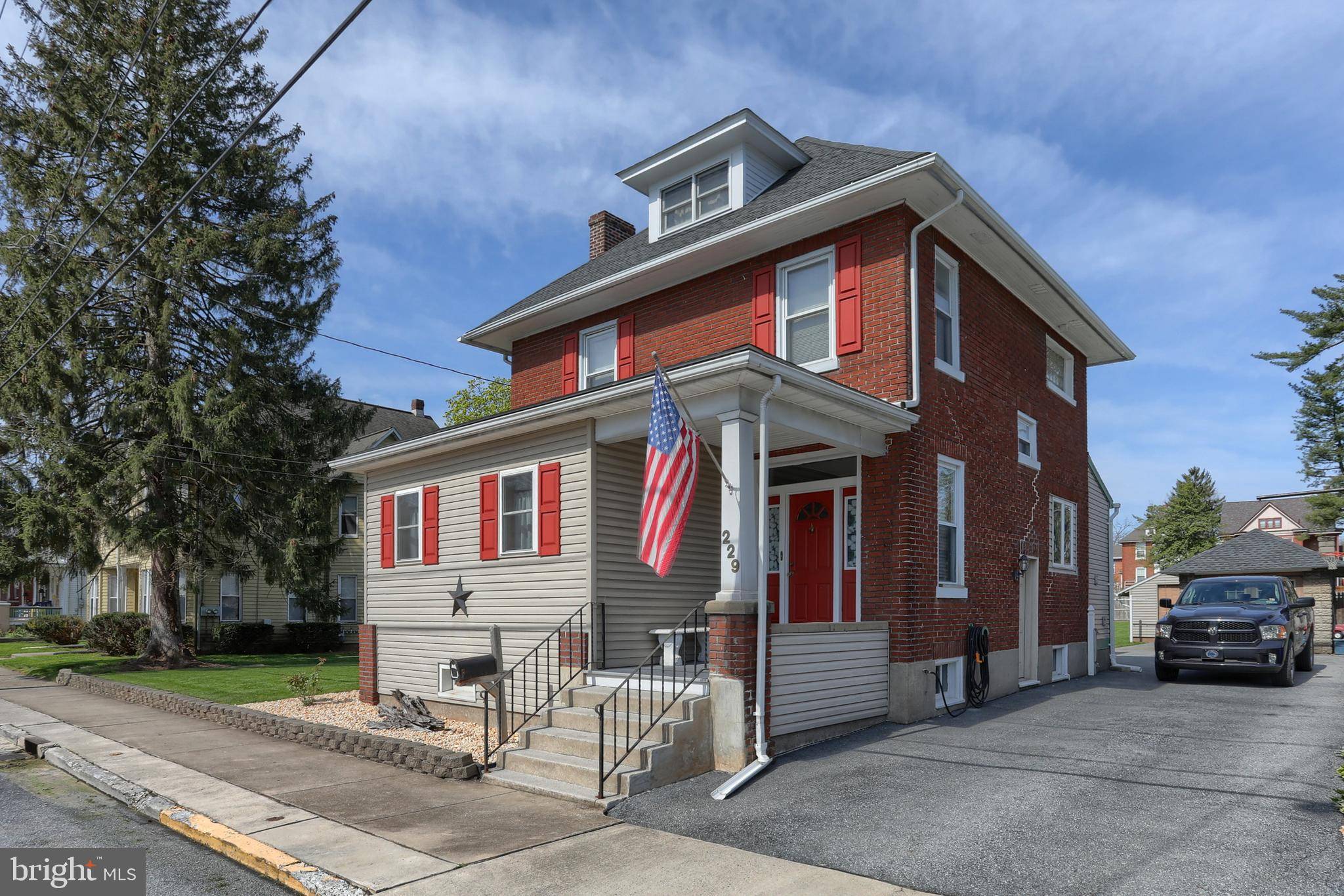 Middletown, PA 17057,229 N PINE ST