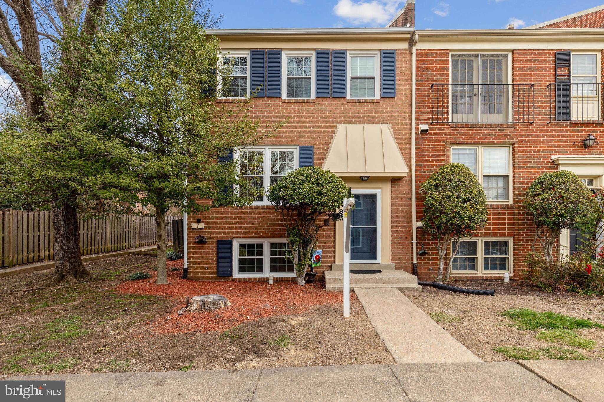 Alexandria, VA 22306,2512 WINDBREAK DR