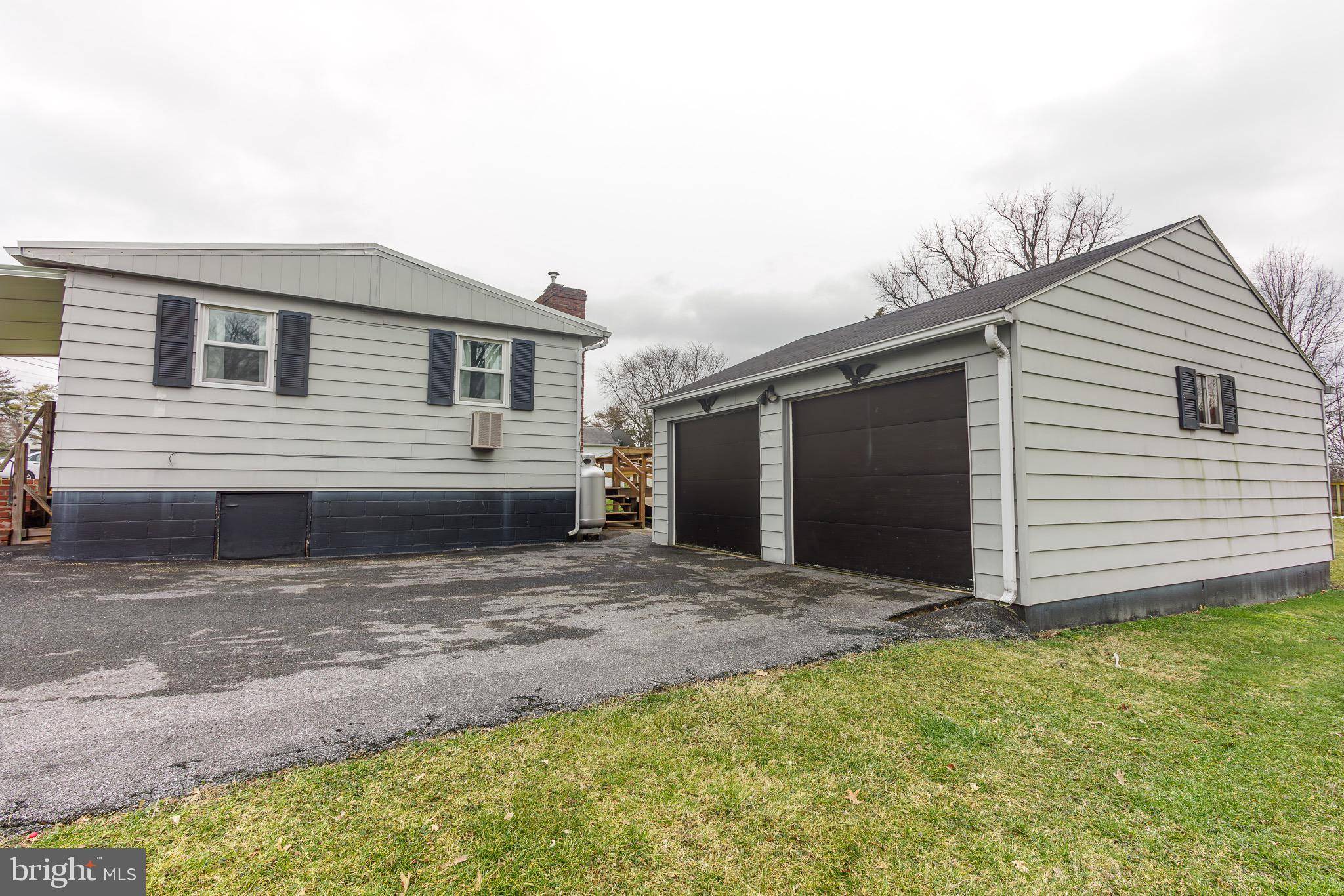 Manheim, PA 17545,2431 SHENCK RD