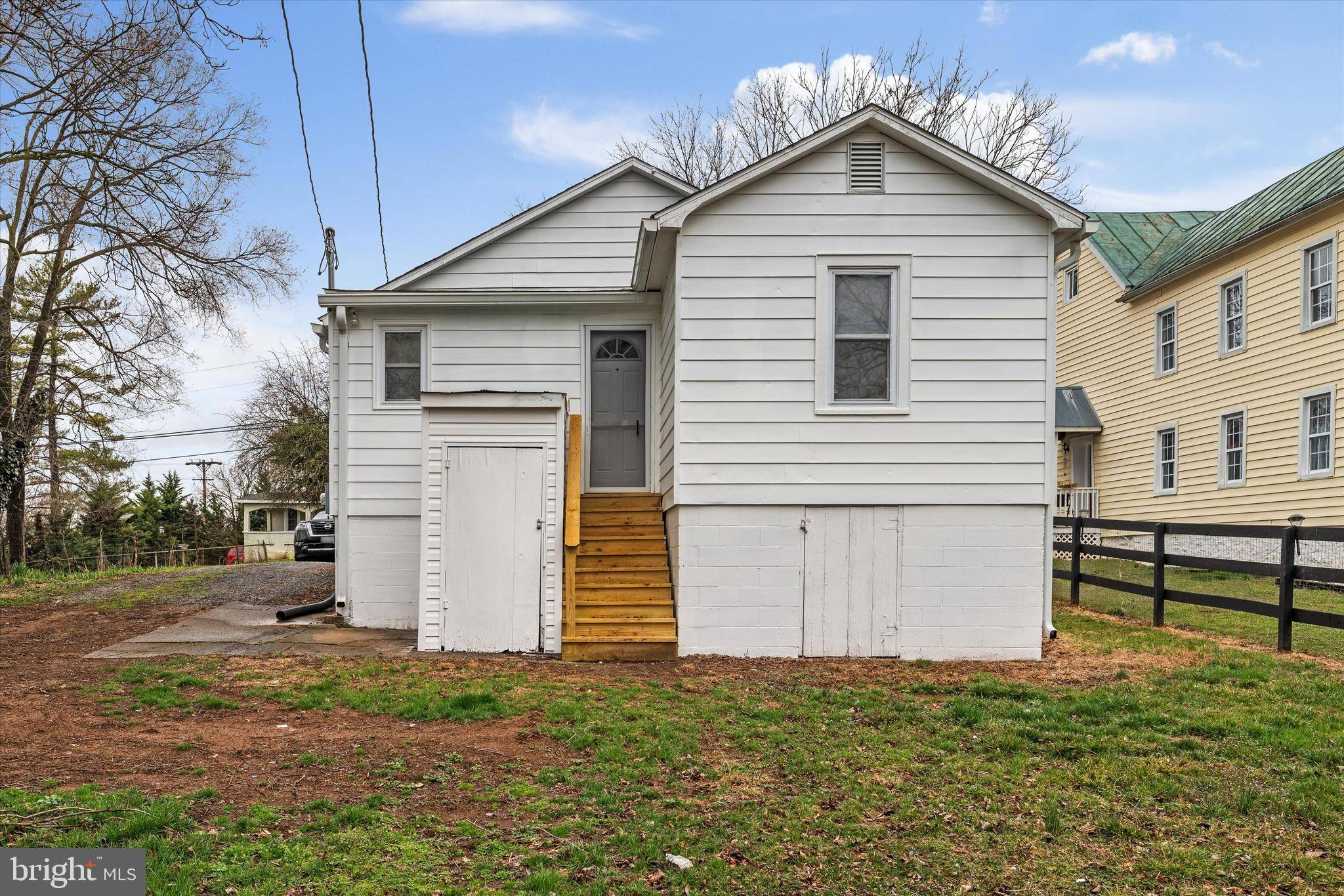 Charles Town, WV 25414,315 W NORTH ST