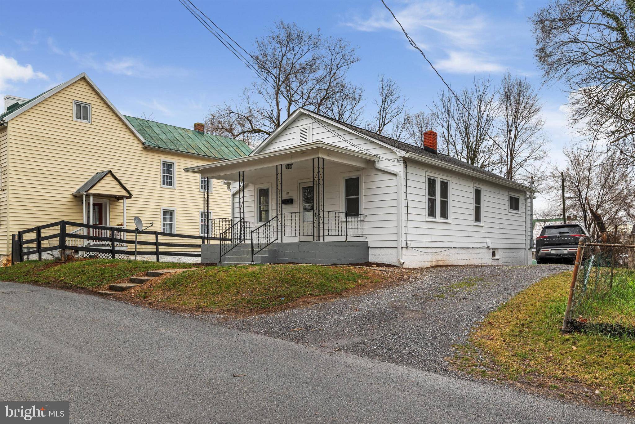 Charles Town, WV 25414,315 W NORTH ST