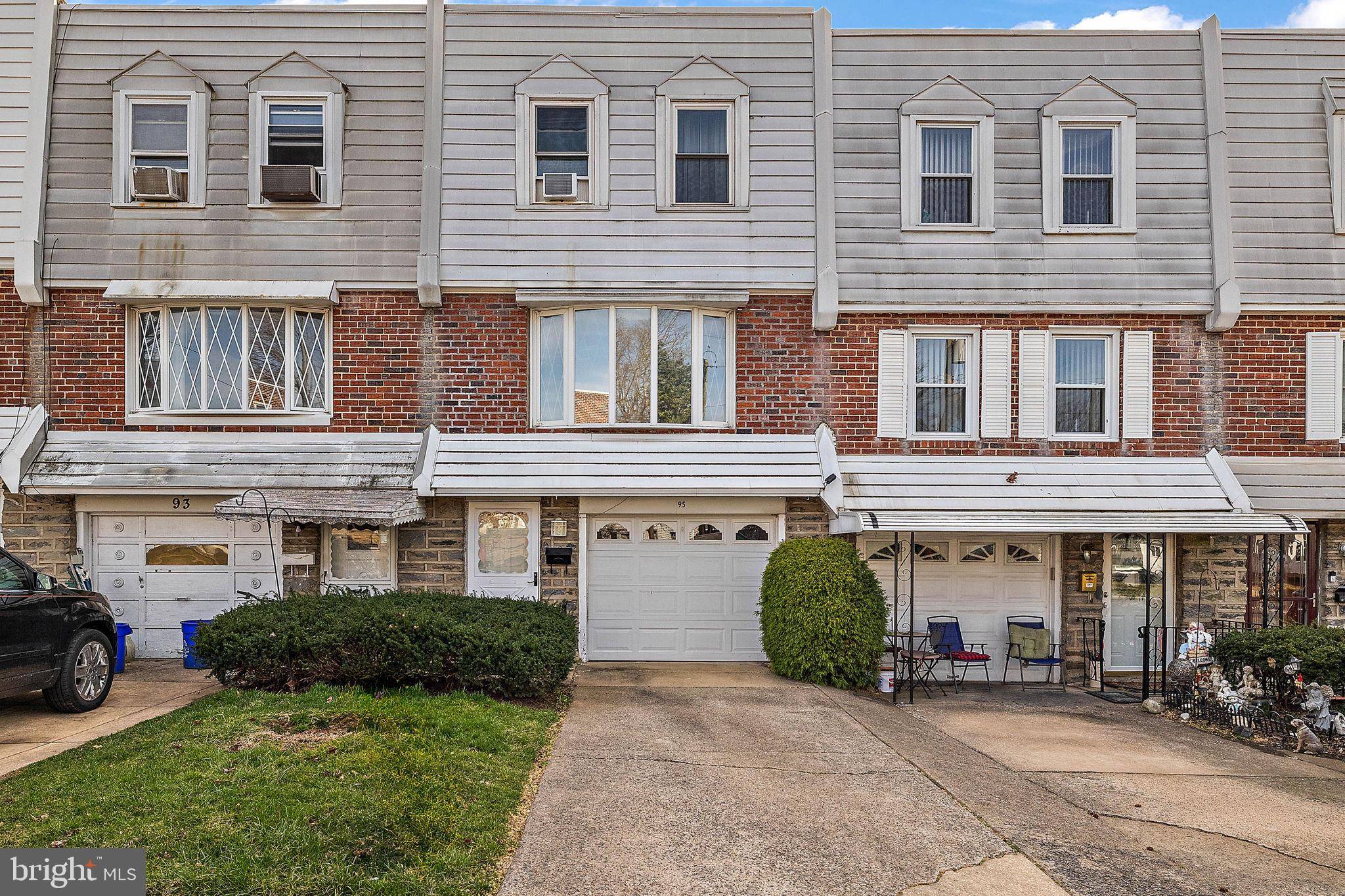 Upper Darby, PA 19082,95 SUBURBAN LN