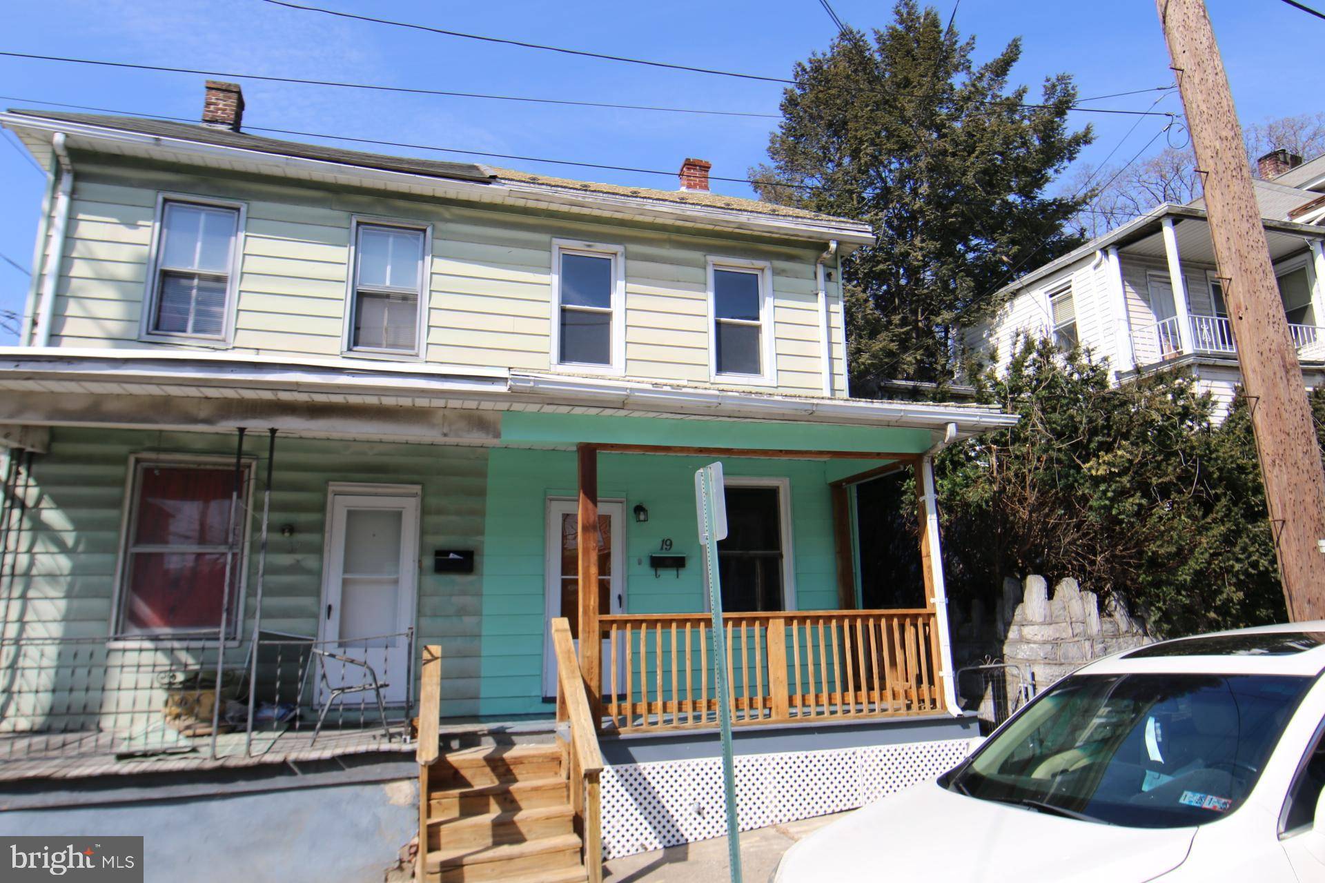 Steelton, PA 17113,19 PINE ST