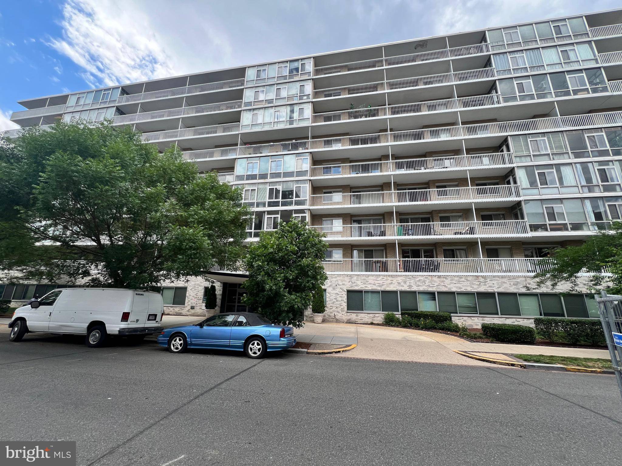 Washington, DC 20037,730 24TH ST NW #703