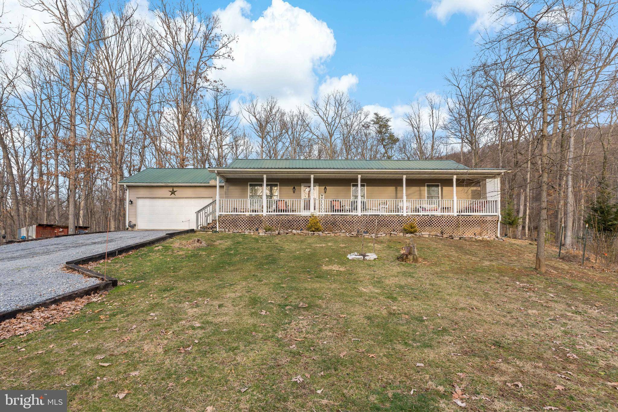 Gerrardstown, WV 25420,842 BUCK HILL RD