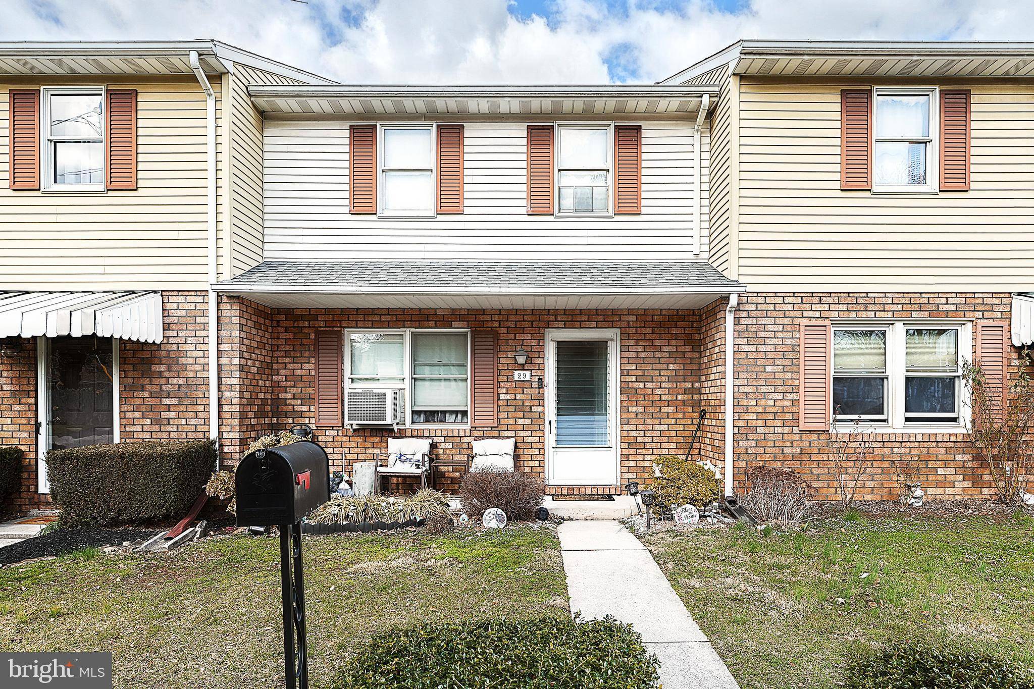 Hanover, PA 17331,29 5TH ST