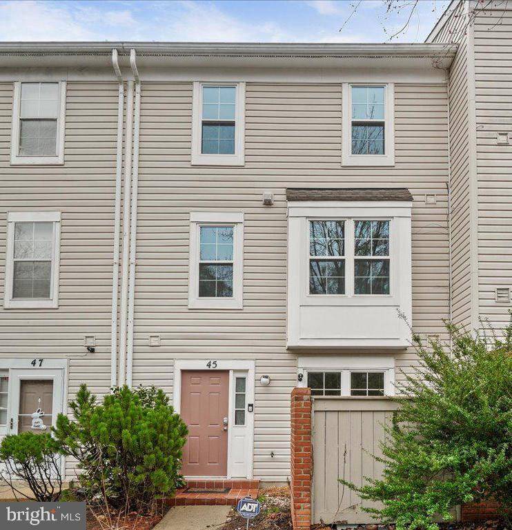 Montgomery Village, MD 20886,45 CRESTED IRIS CT