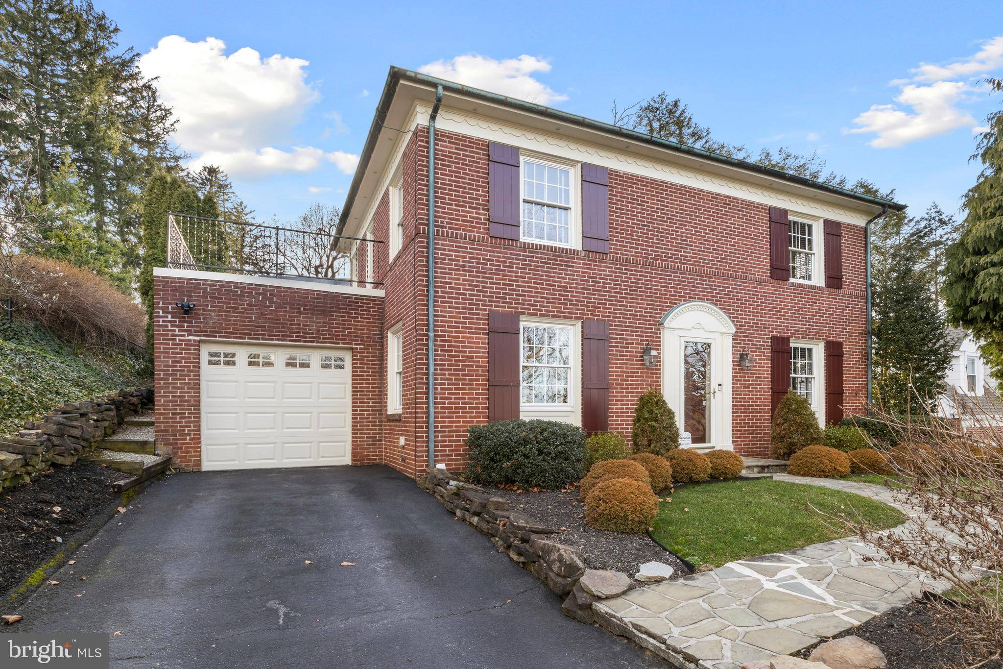 York, PA 17403,1354 CLOVER LN