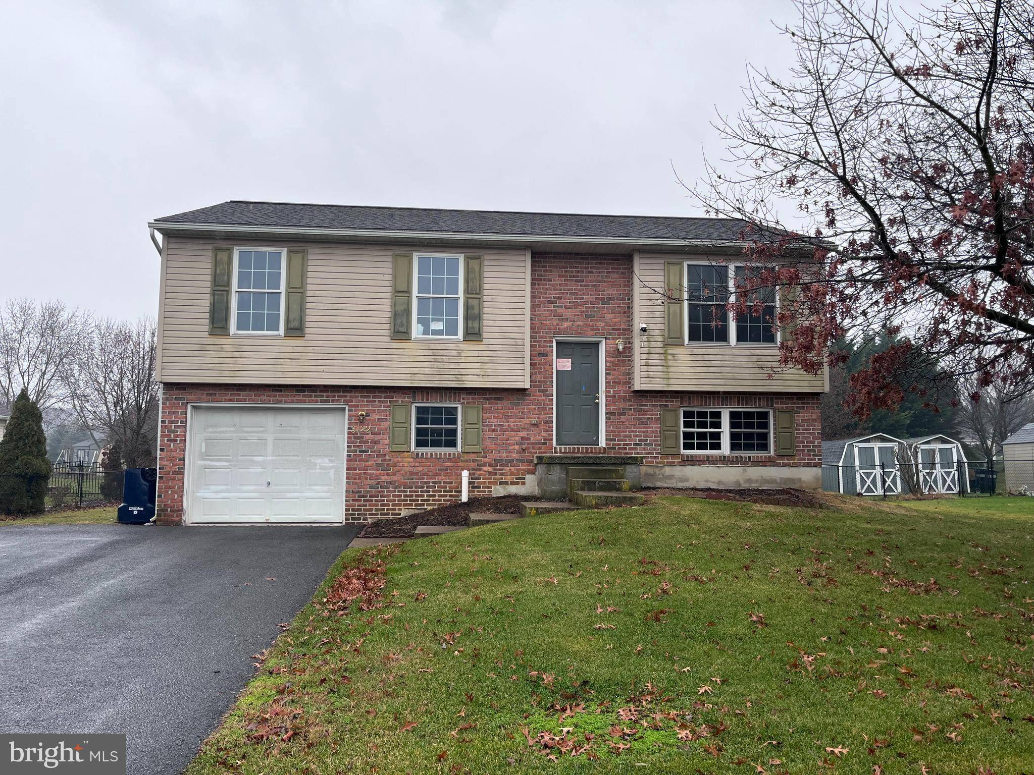 Fayetteville, PA 17222,3722 MOUNTAIN SHADOW DRIVE