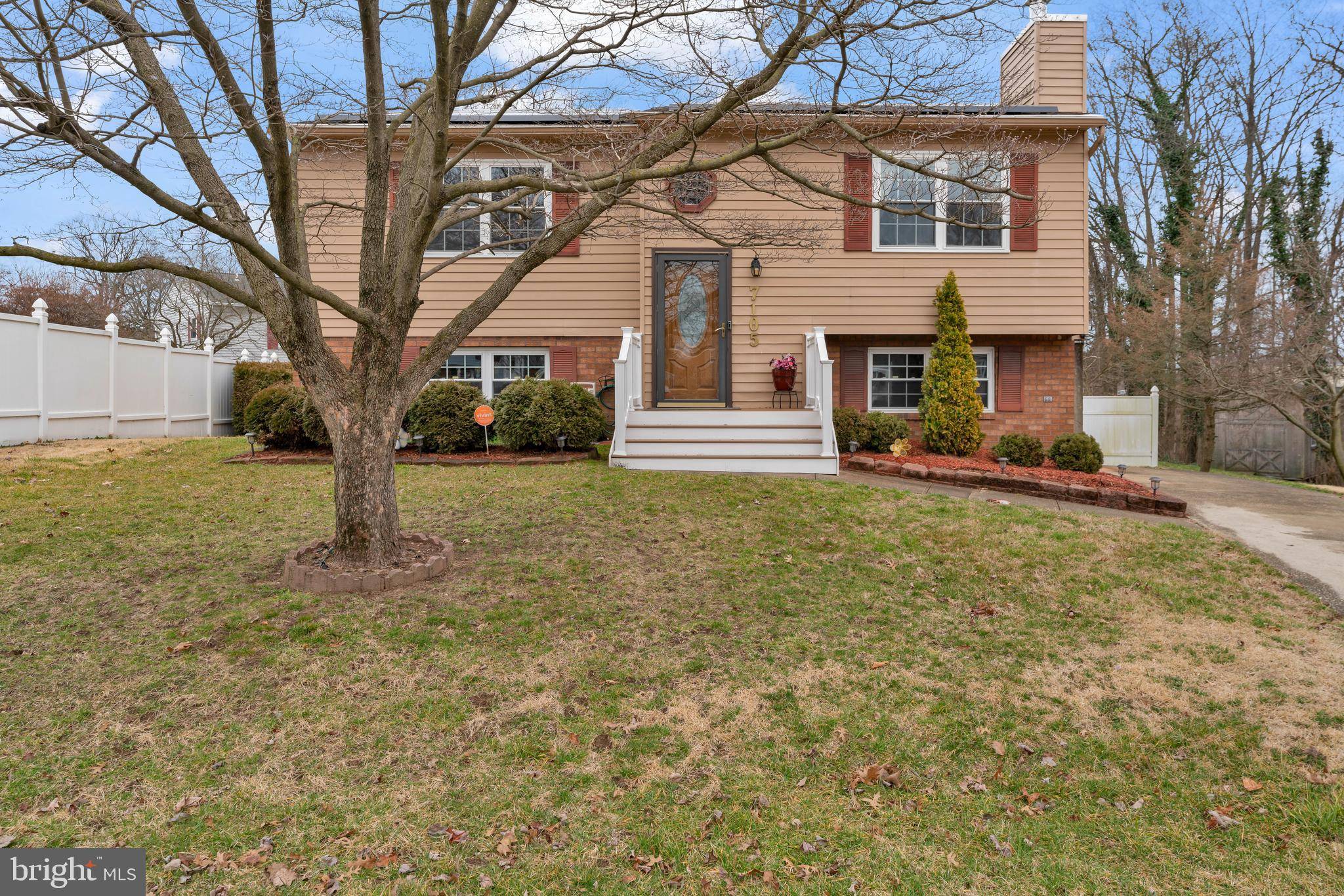 Glen Burnie, MD 21061,7105 PICKERING CT