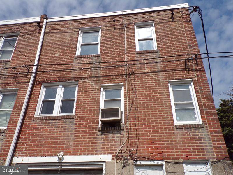 Philadelphia, PA 19138,7553 E TULPEHOCKEN ST