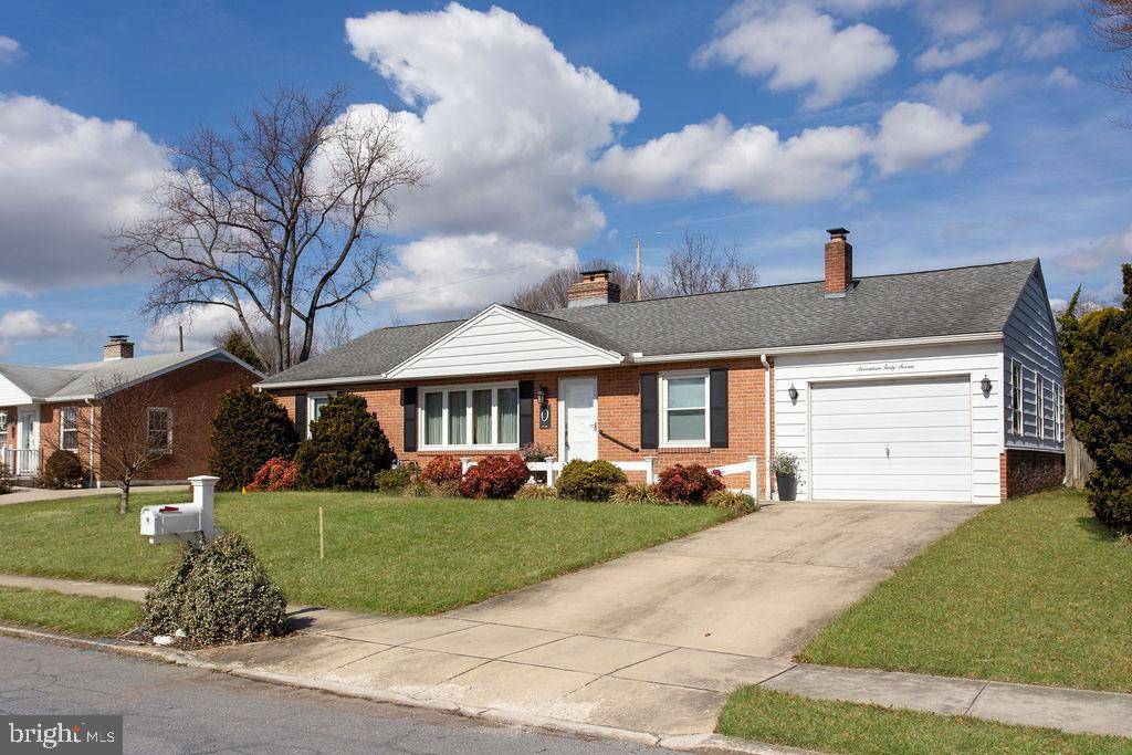 York, PA 17406,1747 PELHAM DR