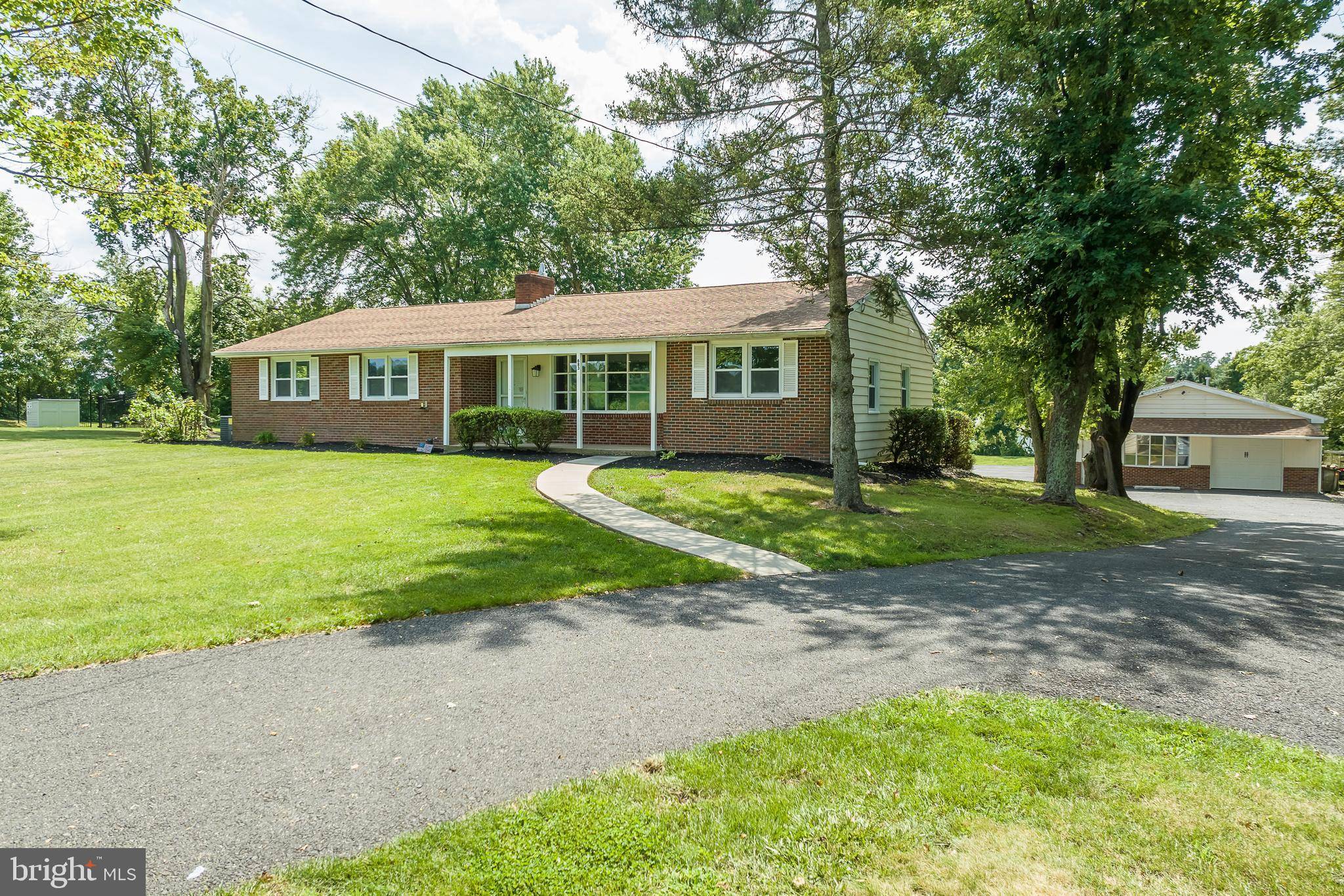 Harleysville, PA 19438,683 SUMNEYTOWN PIKE