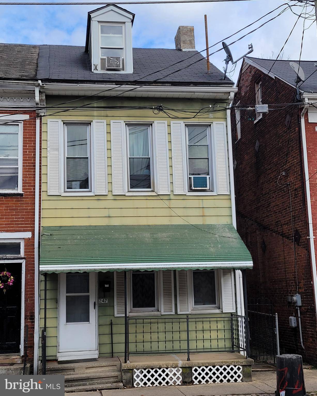 York, PA 17401,247 S PENN ST