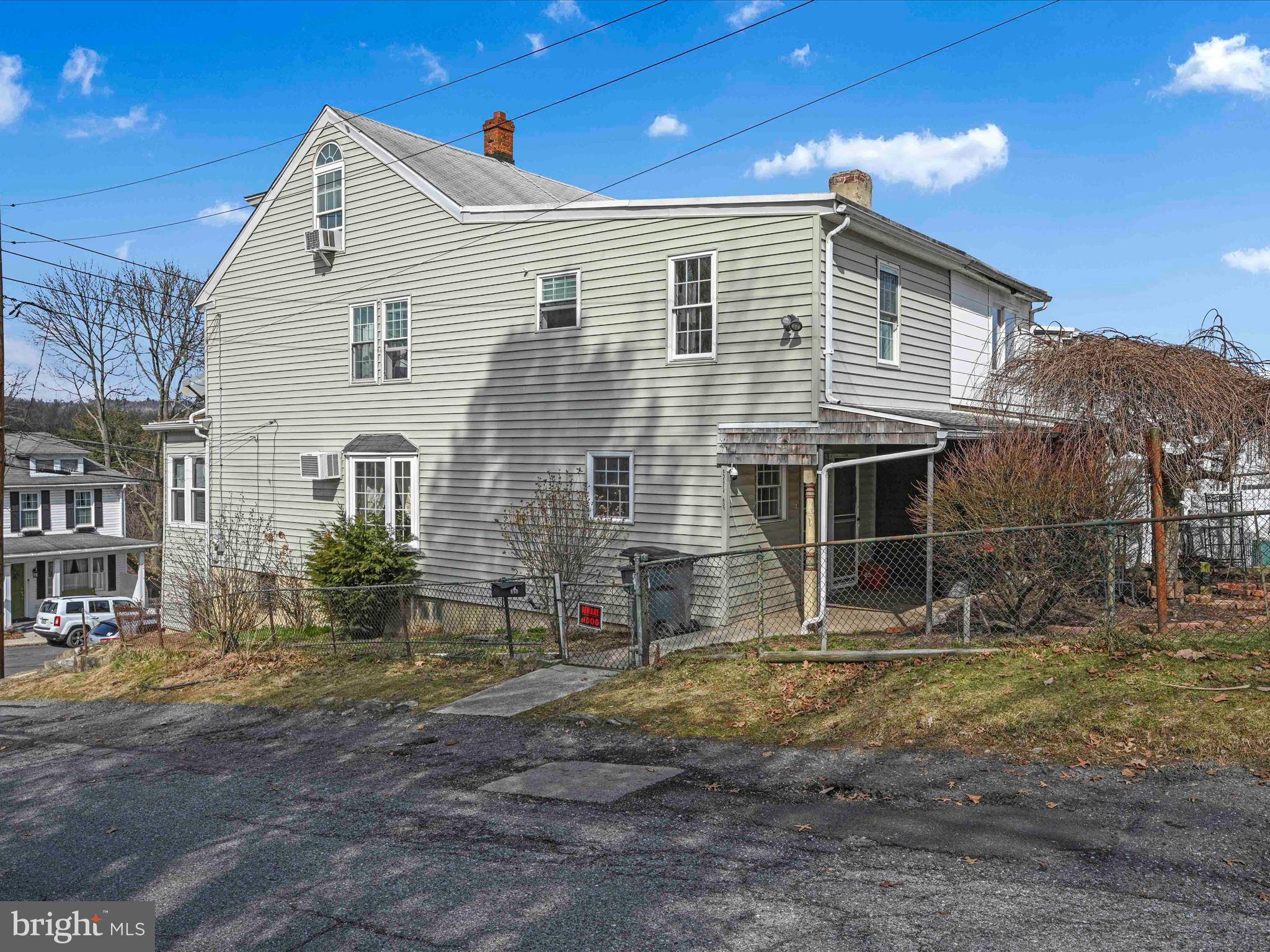 Minersville, PA 17954,659 PINE HILL ST