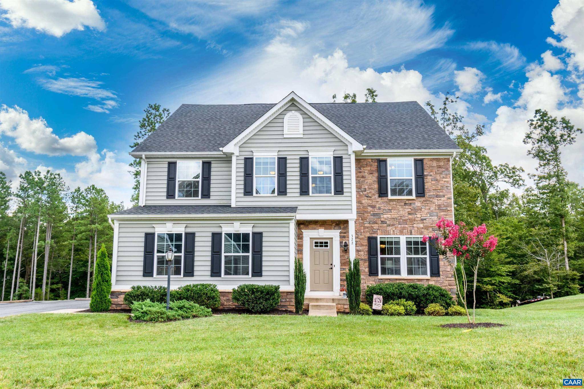 Palmyra, VA 22963,322 MANOR BLVD