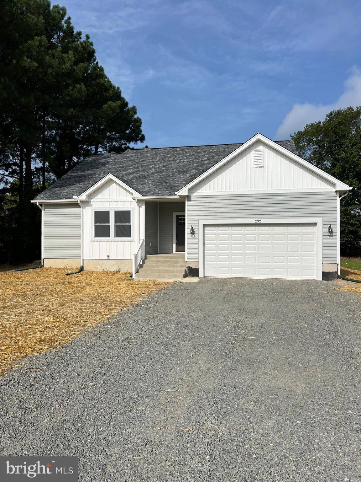 Colonial Beach, VA 22443,107 PINEWOOD LN