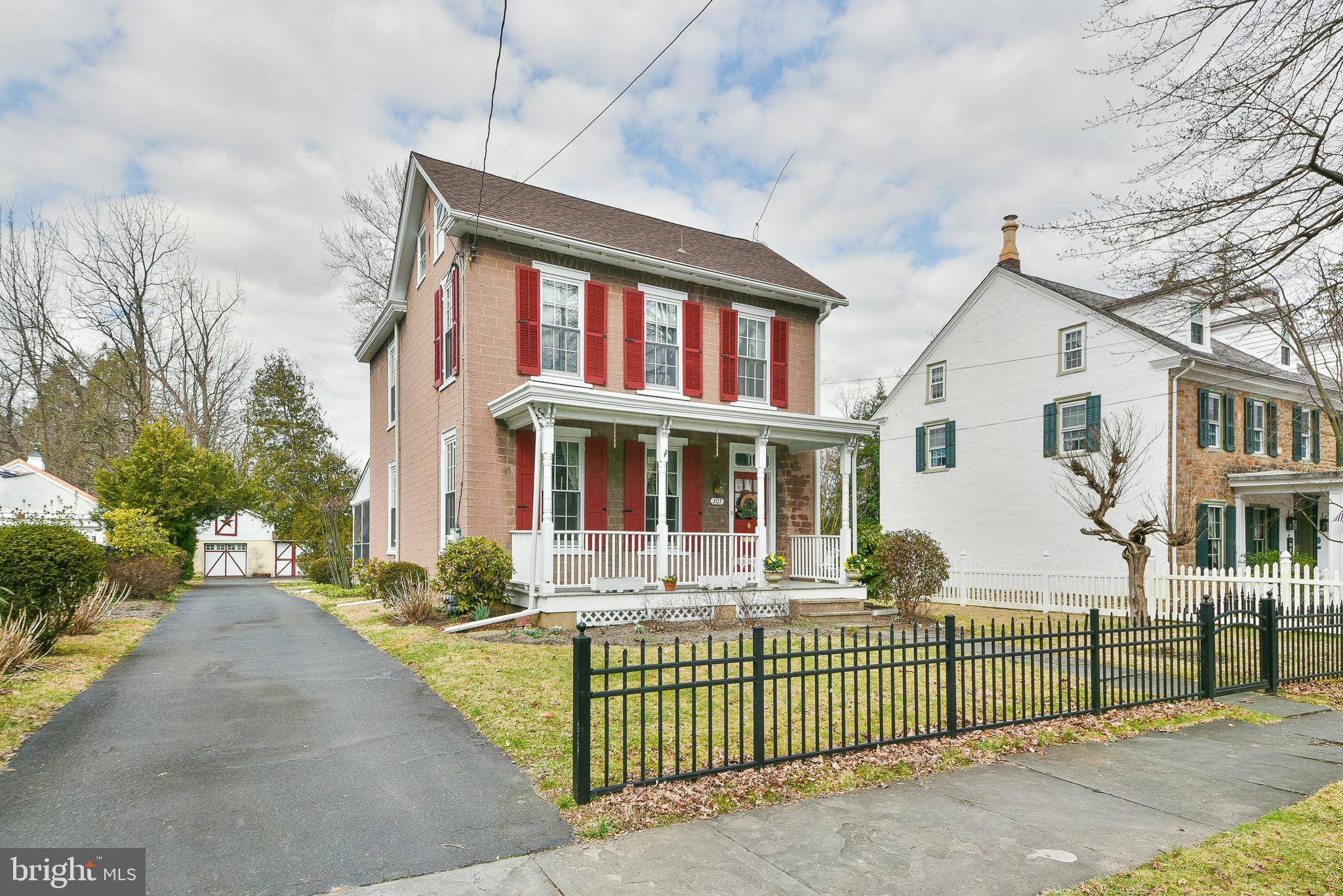 Langhorne, PA 19047,307 W MAPLE AVE