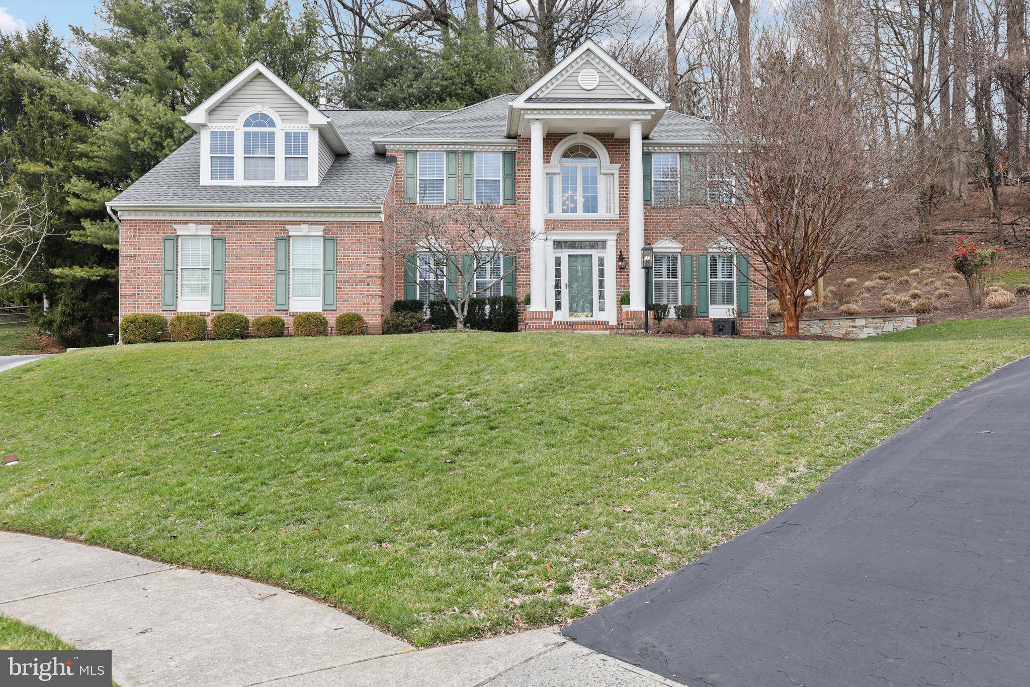 Lutherville Timonium, MD 21093,18 SPRING KNOLL CT