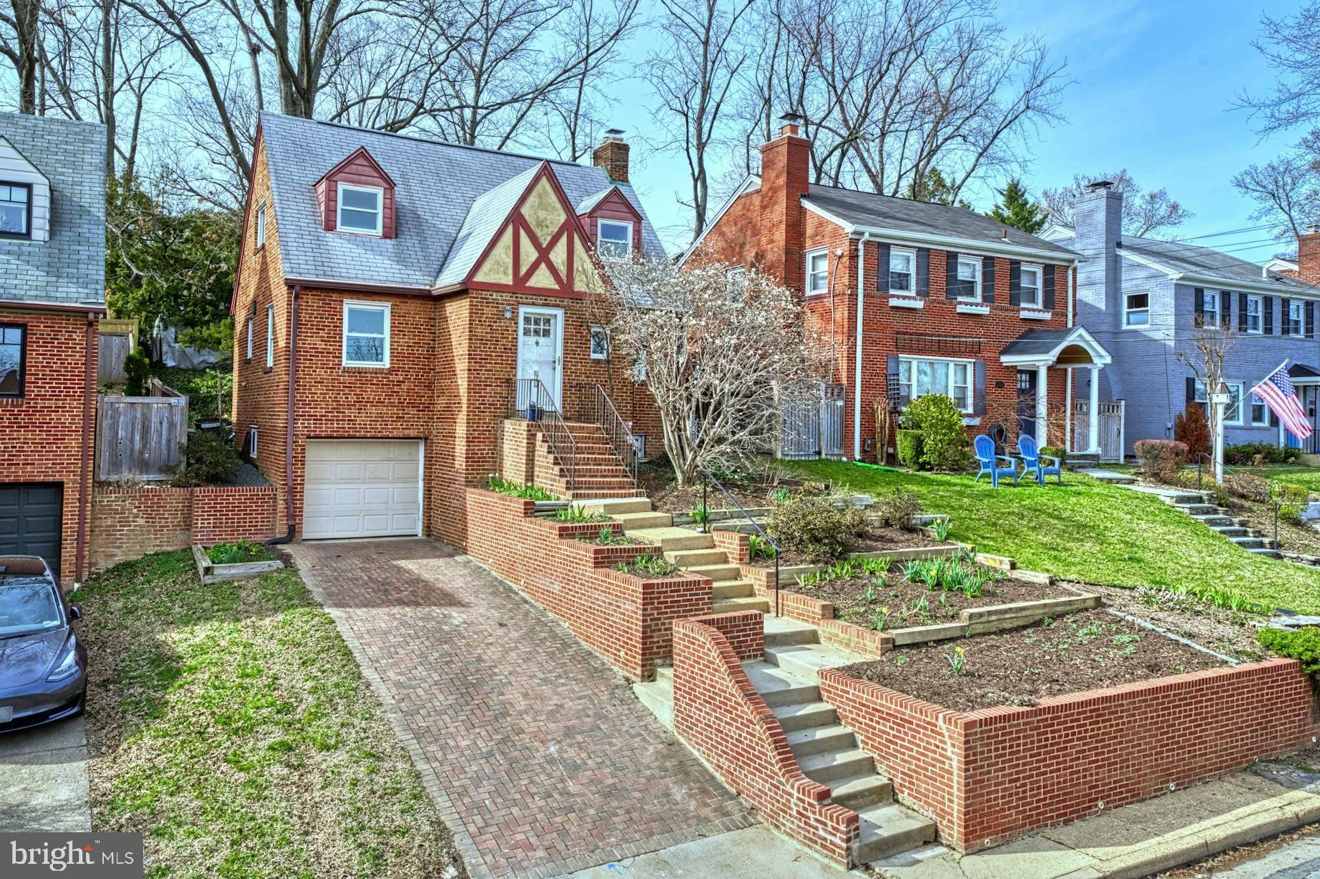 Alexandria, VA 22305,2718 HEMLOCK AVE