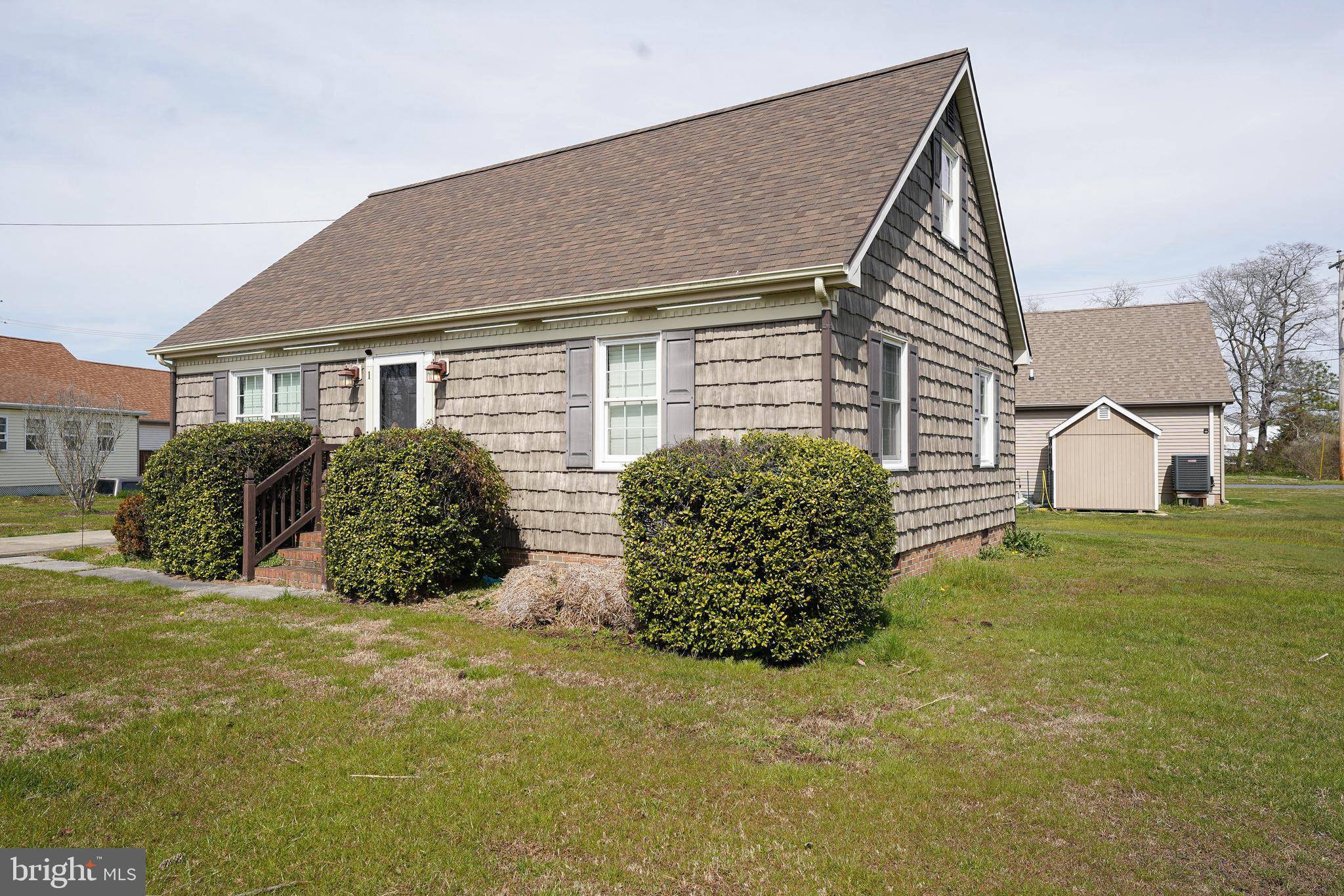 Crisfield, MD 21817,1 FRANKLIN LN