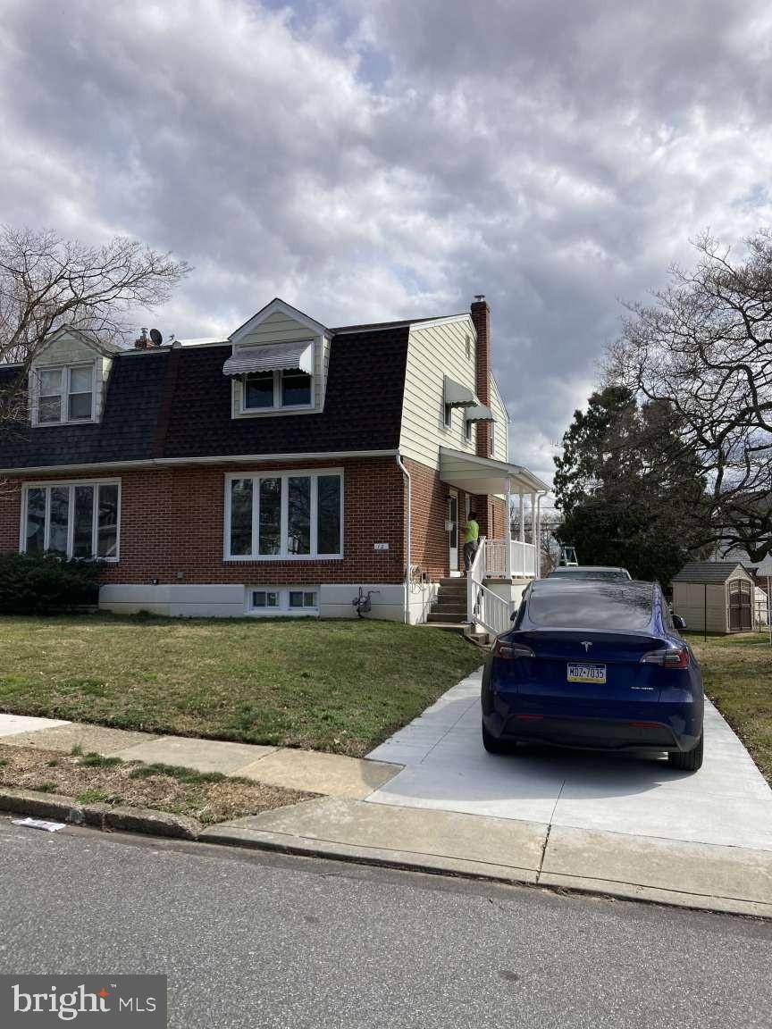 Ridley Park, PA 19078,12 COLLIER CIR