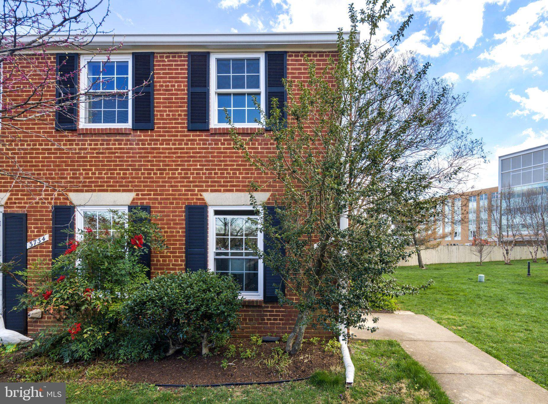 Alexandria, VA 22302,3736 JASON AVE