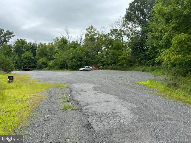 Perkiomenville, PA 18074,1461 N GRAVEL PIKE