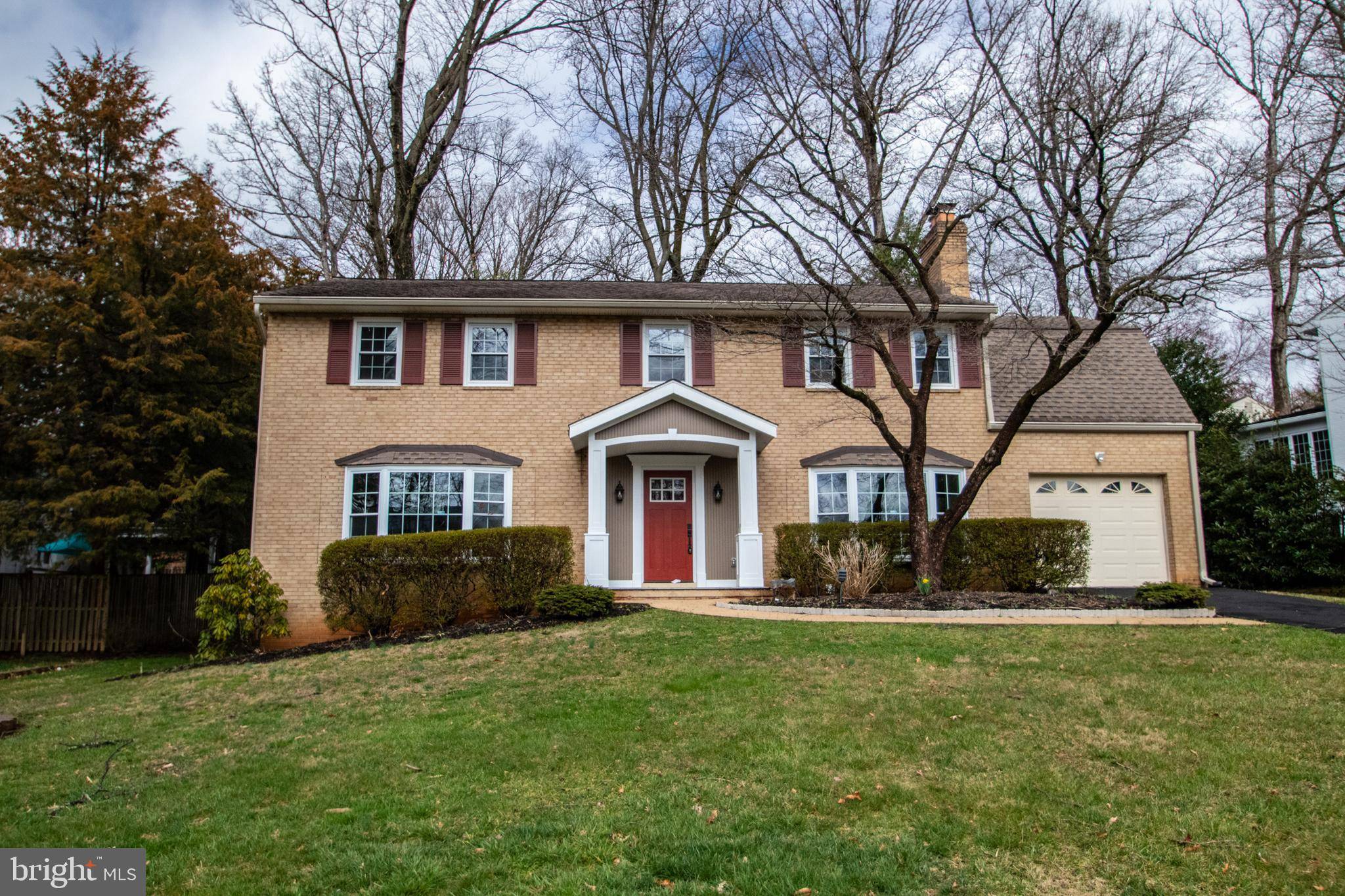 Mclean, VA 22102,7816 FALSTAFF RD