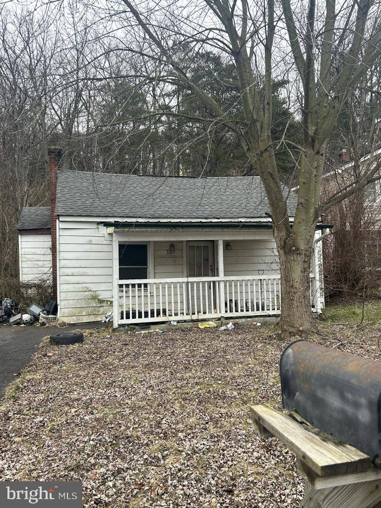 Berkeley Springs, WV 25411,3273 VALLEY RD