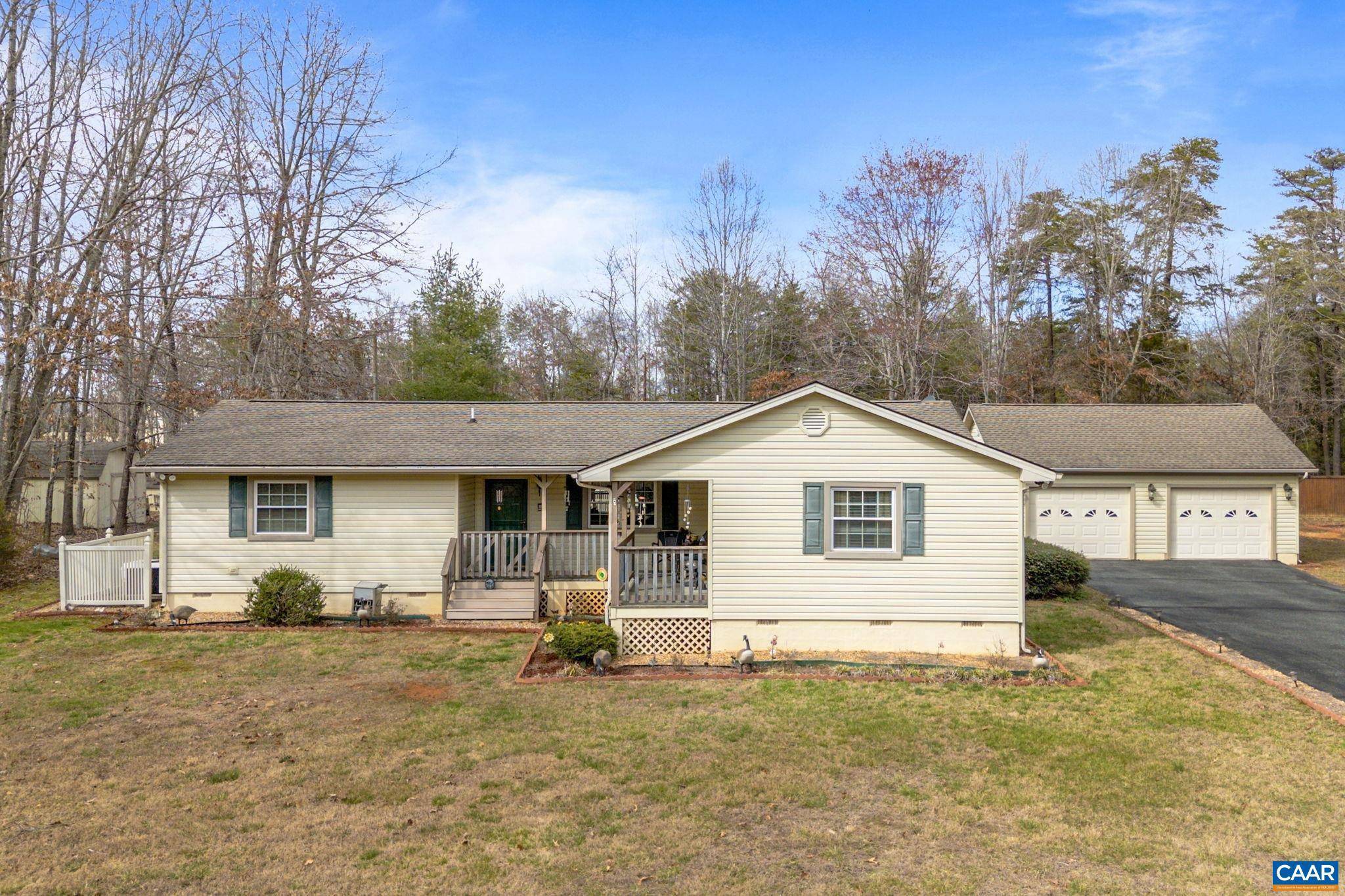 Palmyra, VA 22963,529 JEFFERSON DR