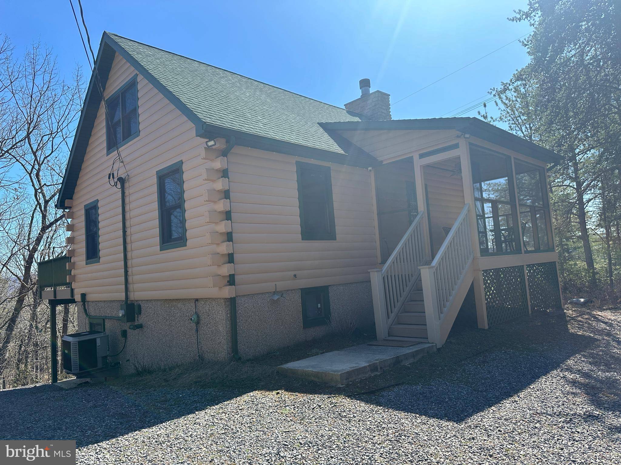 Yellow Spring, WV 26865,1640 BUTTERNUT DR