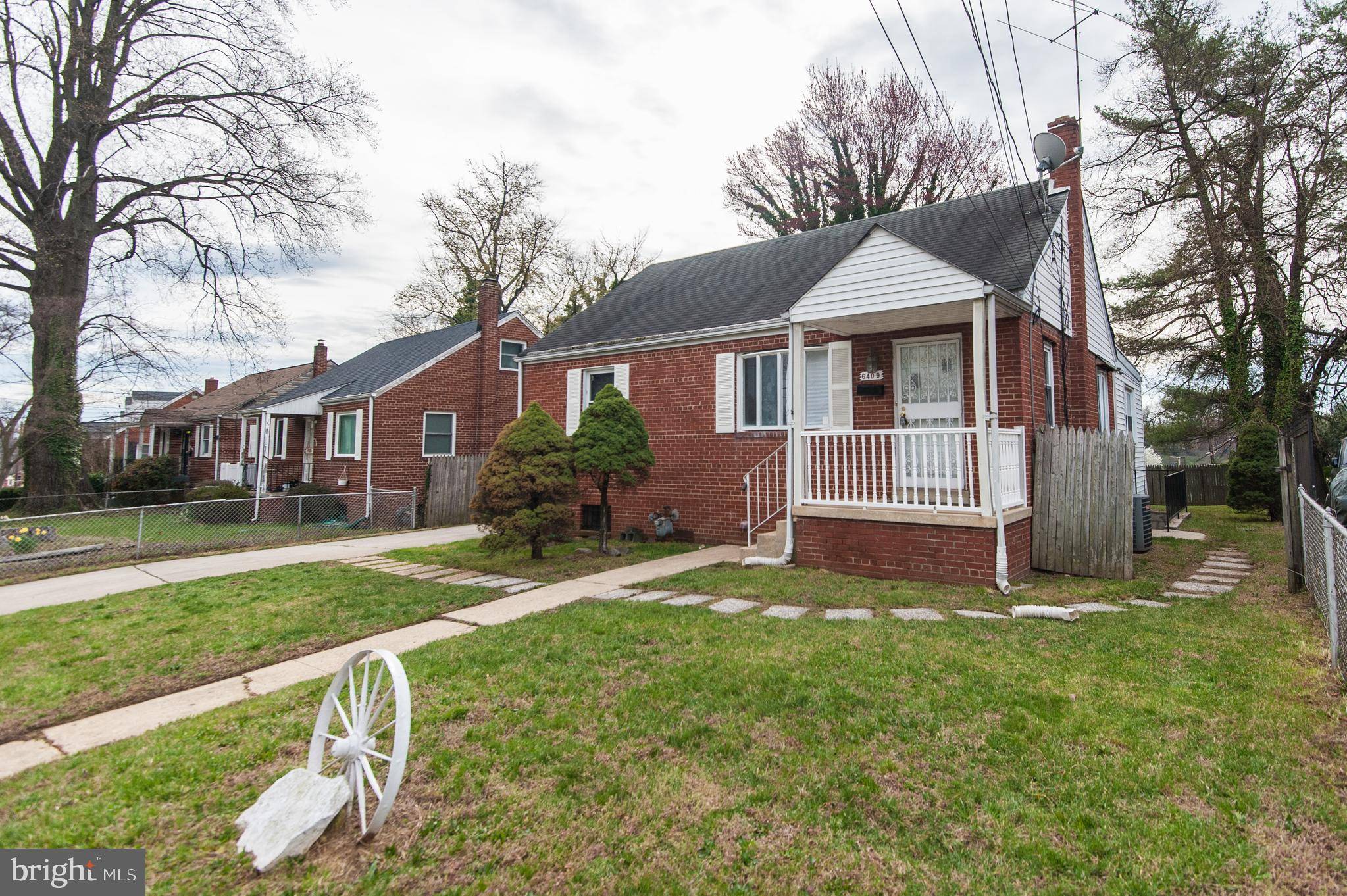 Capitol Heights, MD 20743,6409 ADAK ST