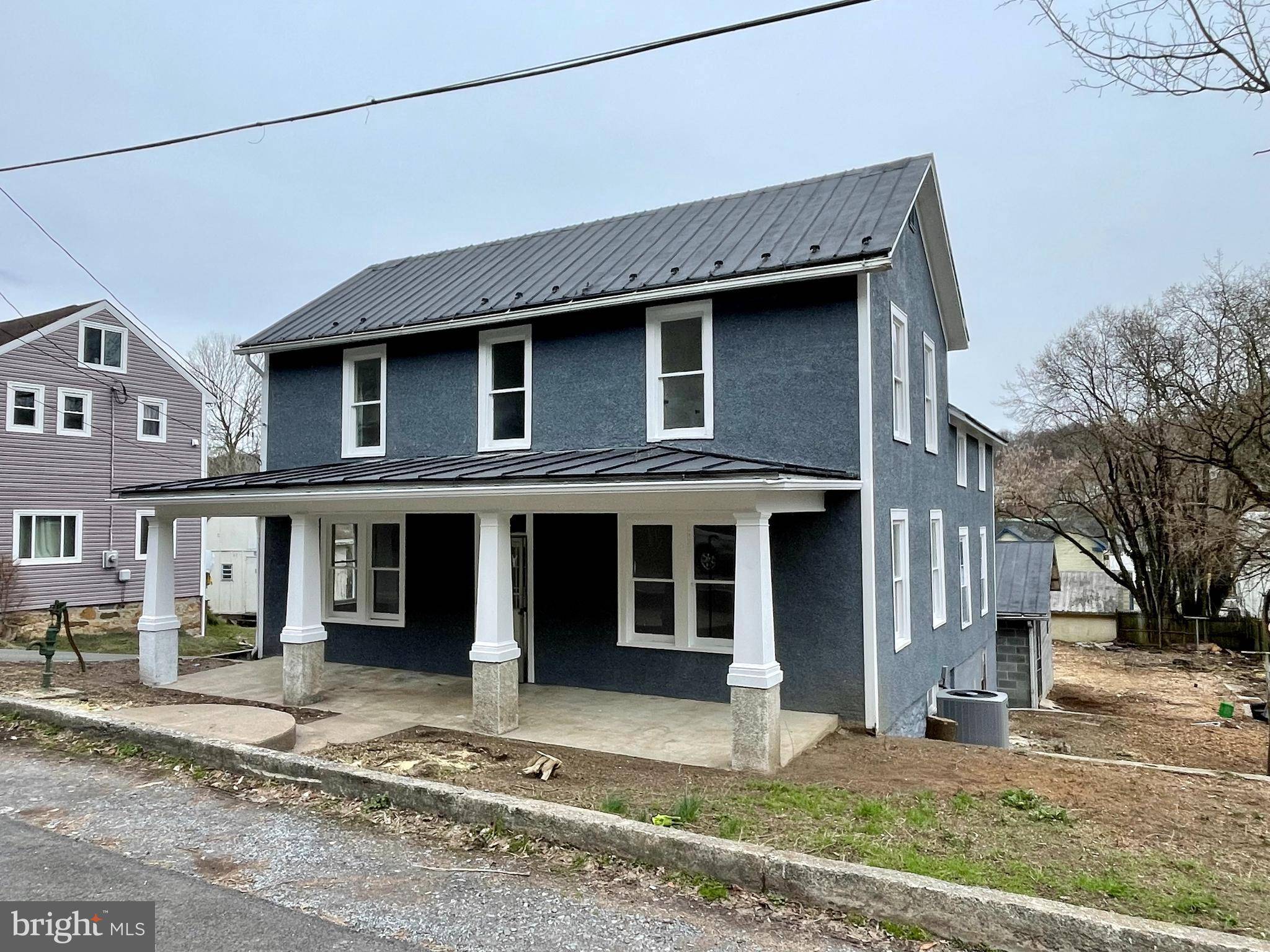 Berkeley Springs, WV 25411,364 WILKES ST