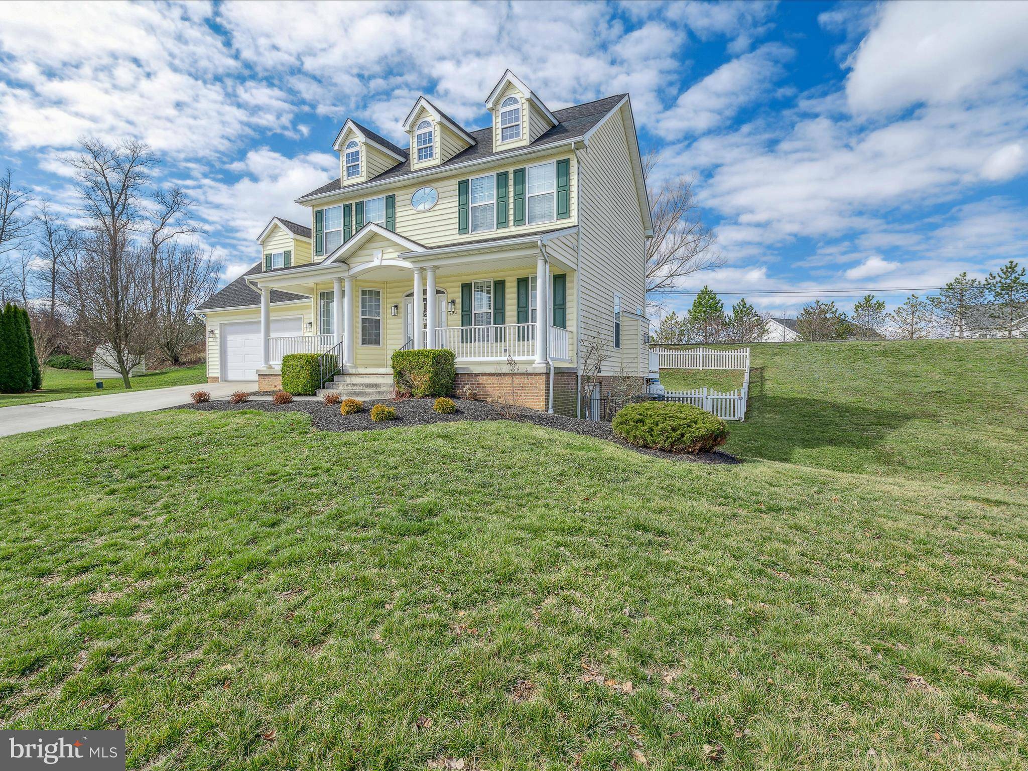 Martinsburg, WV 25403,124 DALI CT