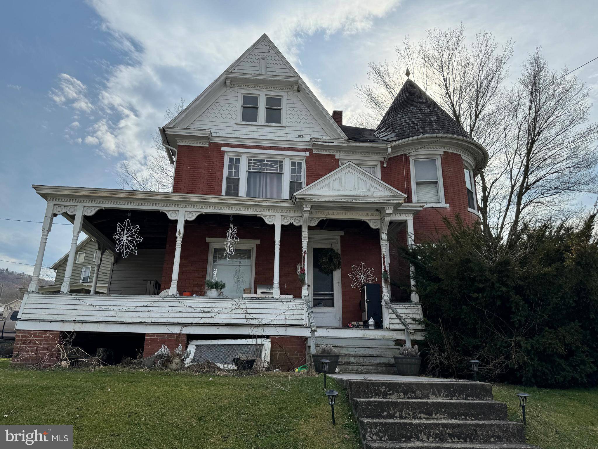 Howard, PA 16841,476, 480, 482 WALNUT ST