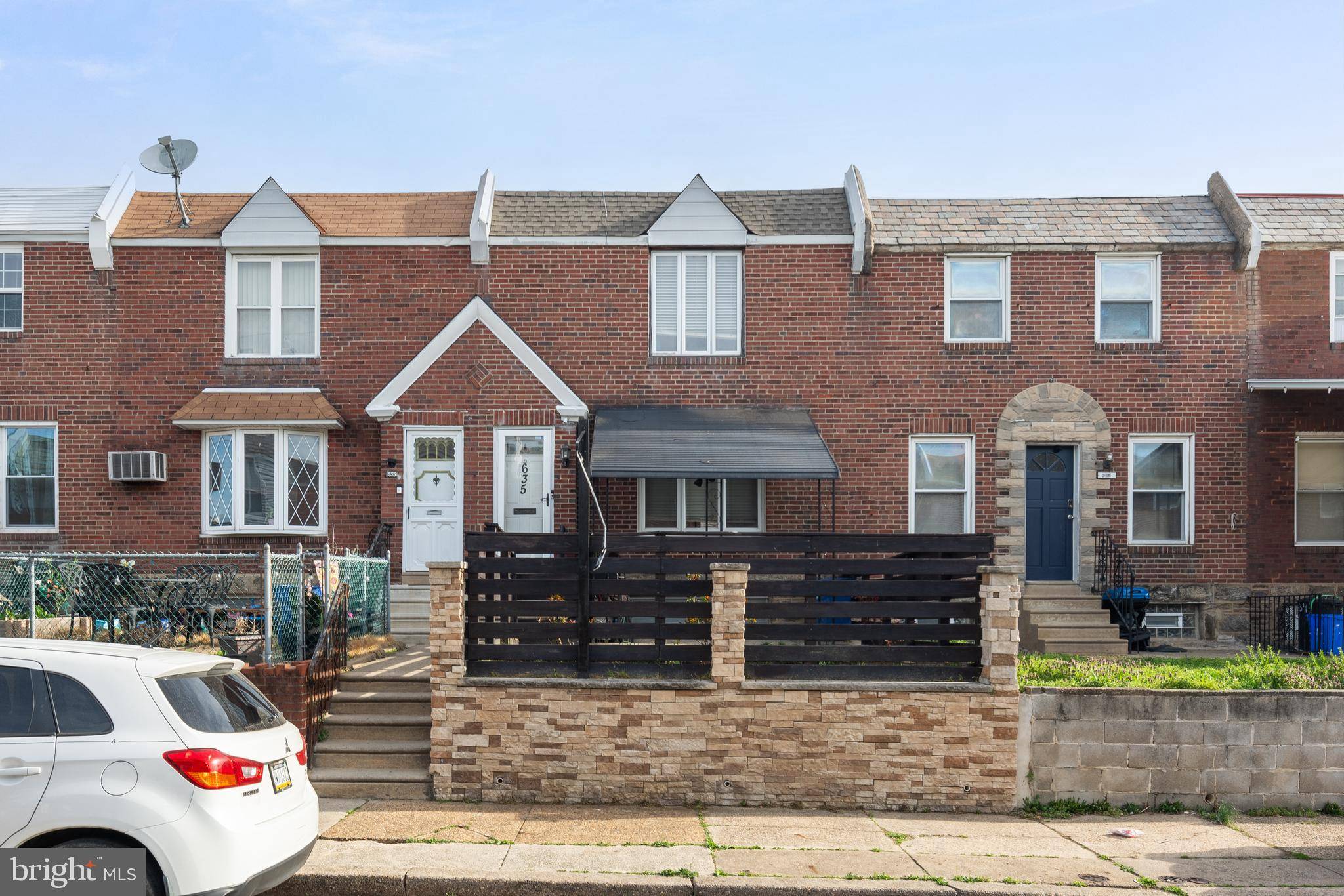 Philadelphia, PA 19120,635 ALCOTT ST